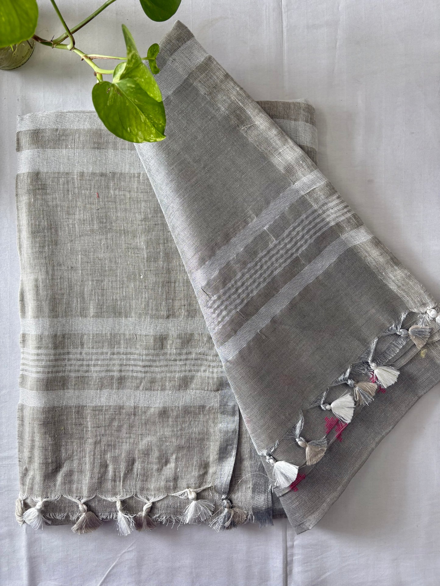 Pure Linen Saree With running Blouse