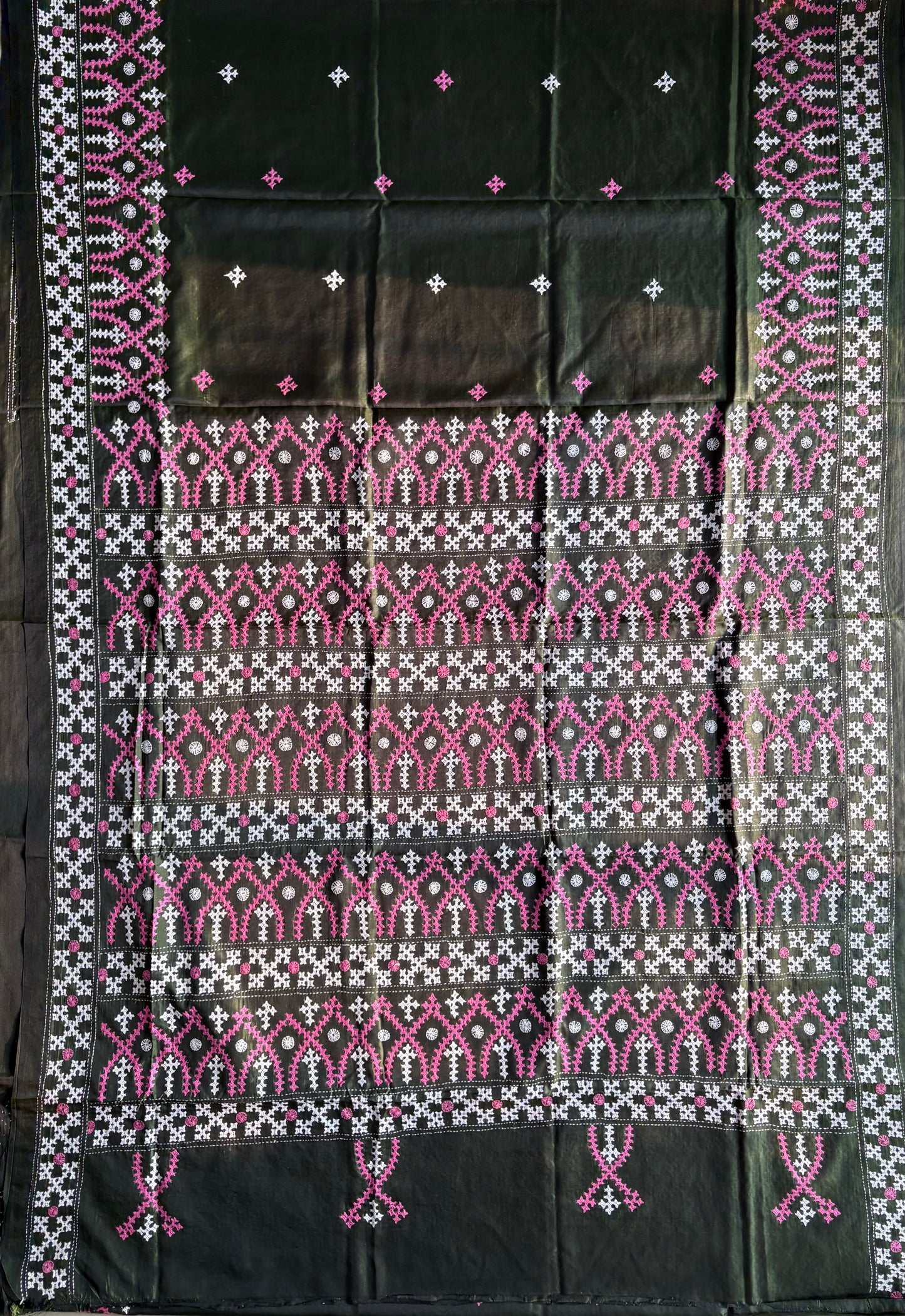 Gujrati Stitch/Kutch Hand Embroidered Art Silk Saree