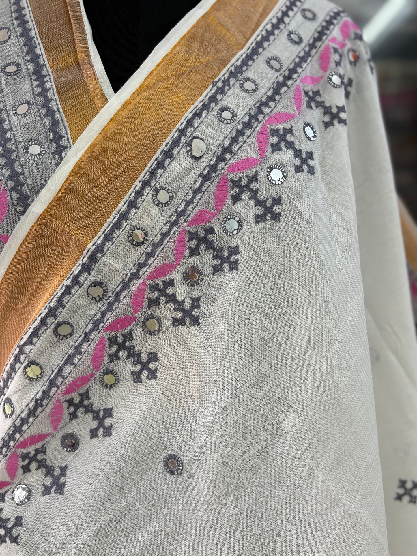 Gujrati Stitch/Kutch Hand Embroidered South Cotton Saree