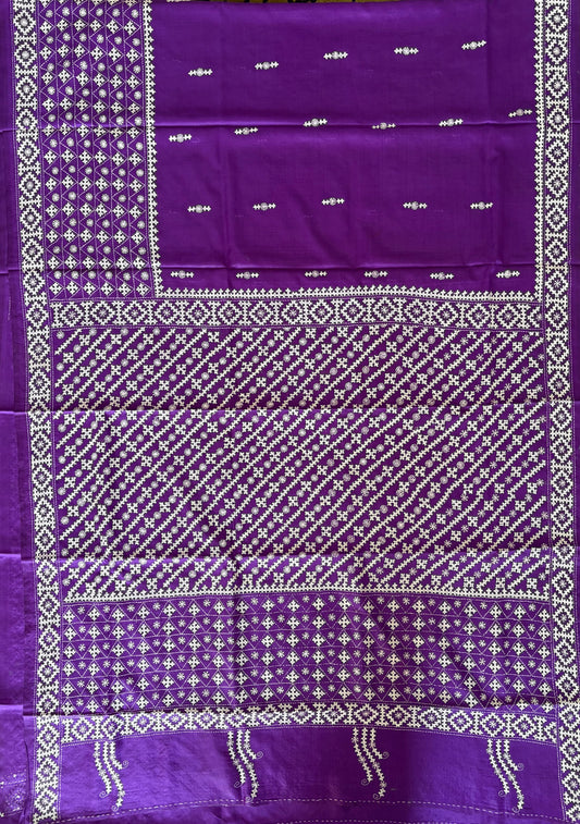Gujrati Stitch/Kutch Hand Embroidered Art Silk Saree