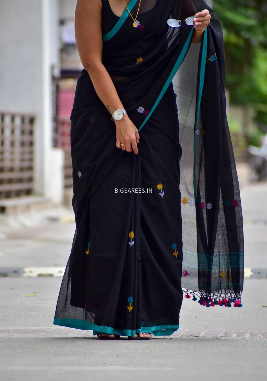 Hand woven Pure Mul Cotton Saree (Handloom Marked) - Black