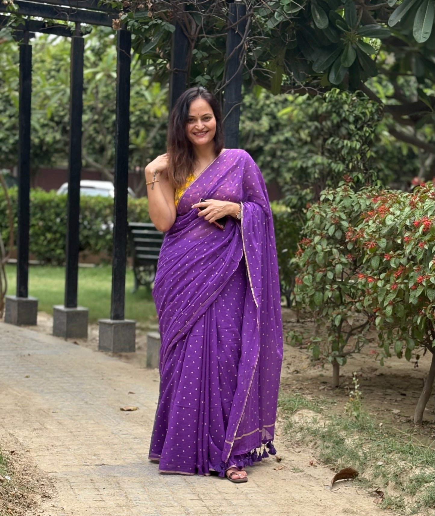 Mul Cotton polka dots Saree - Purple