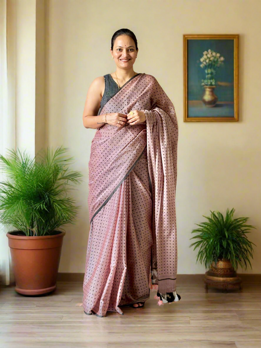 Mul Cotton polka dots Saree