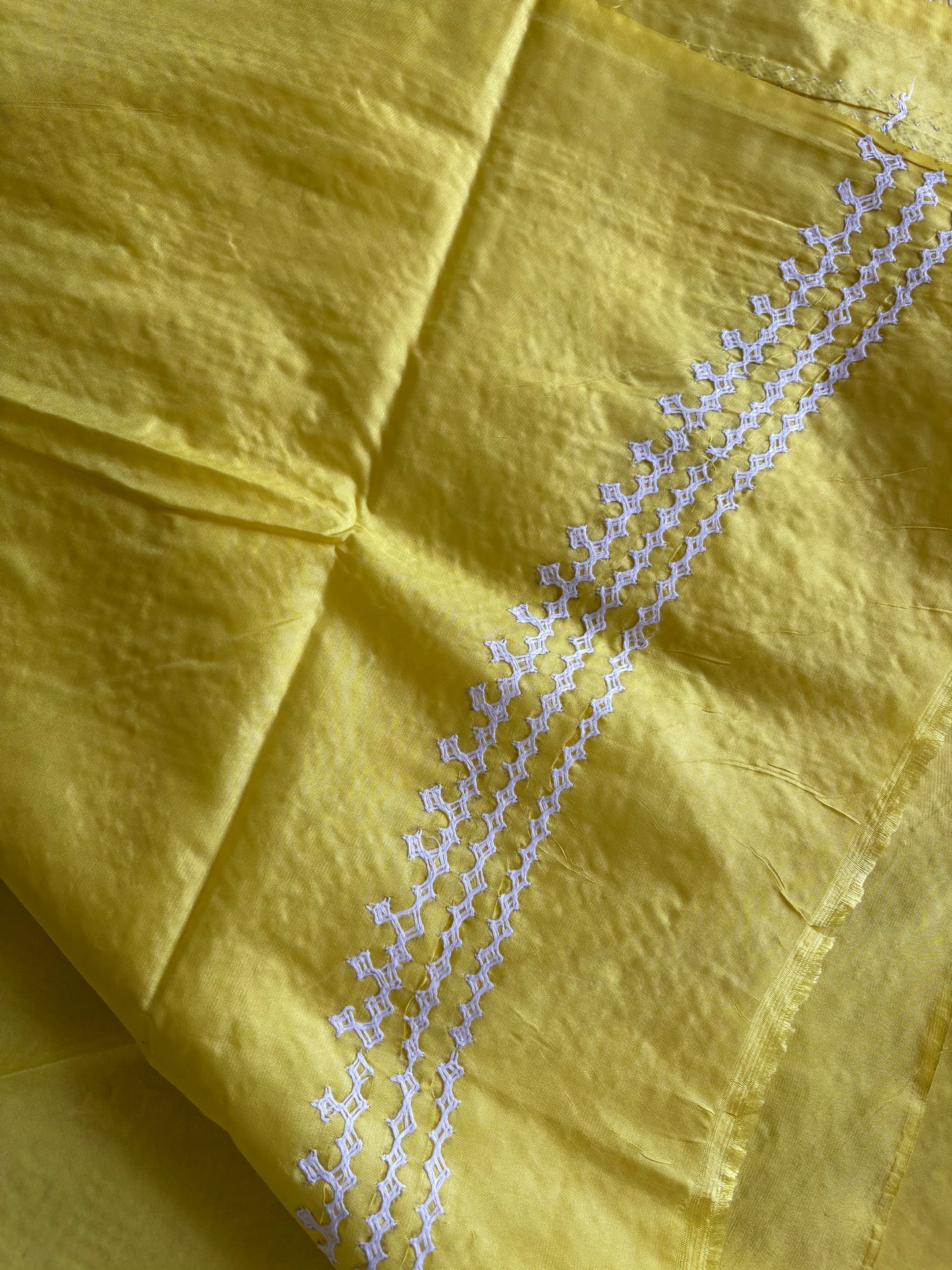 Gujrati Stitch/Kutch Hand Embroidered Art Silk Saree