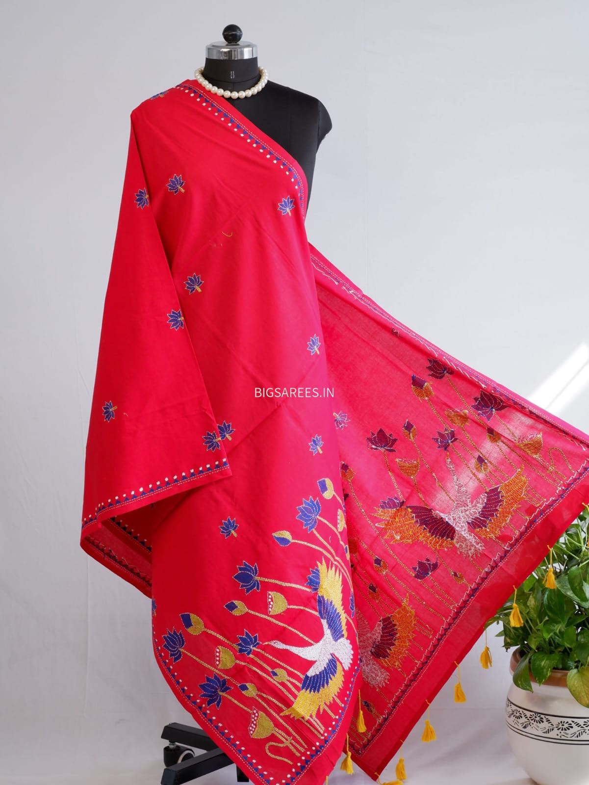 Hand-Embroidered Kantha Stitch Dupatta | Khadi Cotton | Red