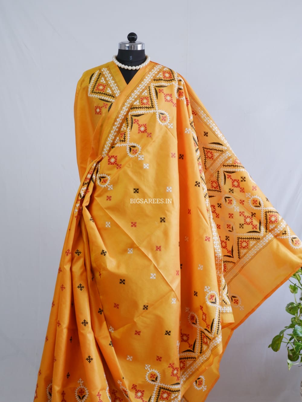 Kutch Hand Embroidered Saree| Pure Bangalore Silk | Amber