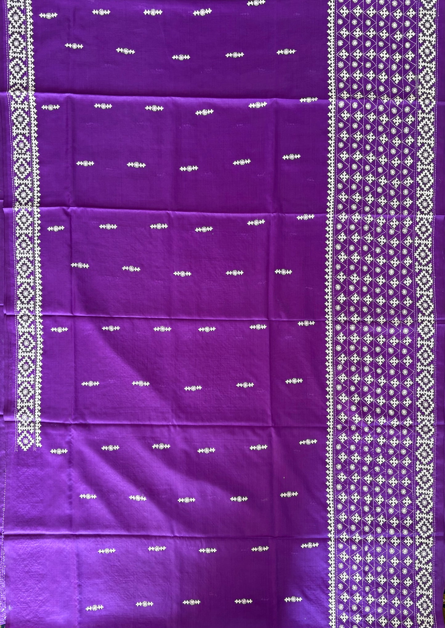 Gujrati Stitch/Kutch Hand Embroidered Art Silk Saree