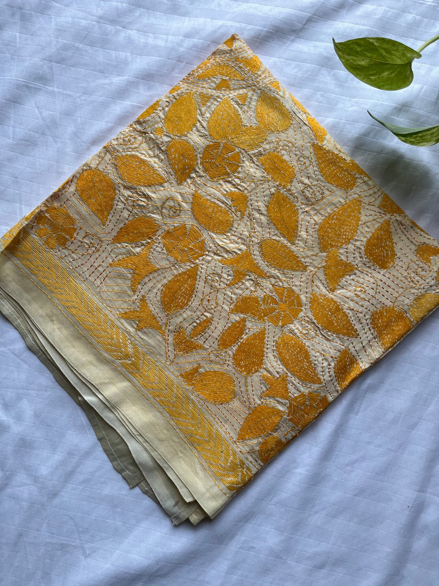 Kantha Hand Embroidary Semi Tusshar Silk Stole 22″