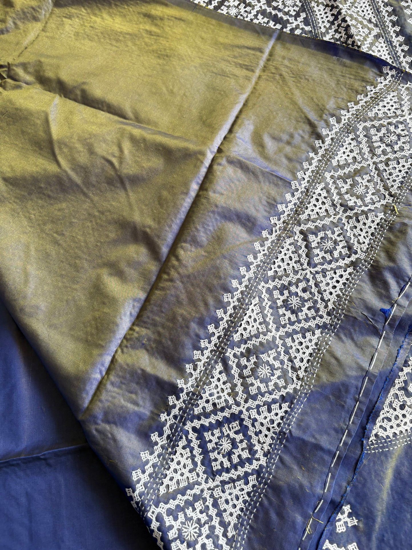 Kutch Hand Embroidered Blended Banglore Silk/Art Silk Saree