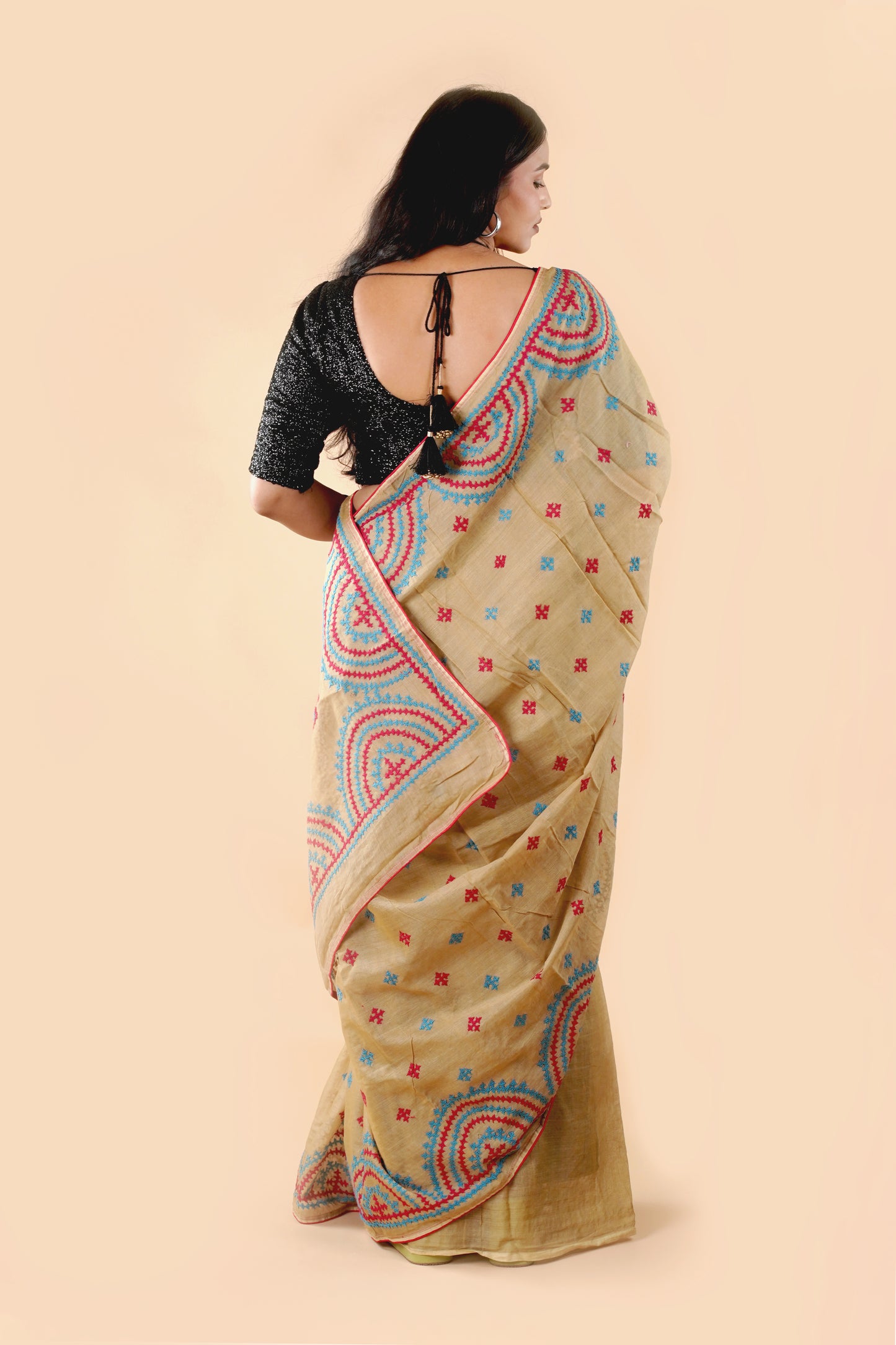 Beige Kutch Hand Embroidered Semi Tusshar Silk Saree