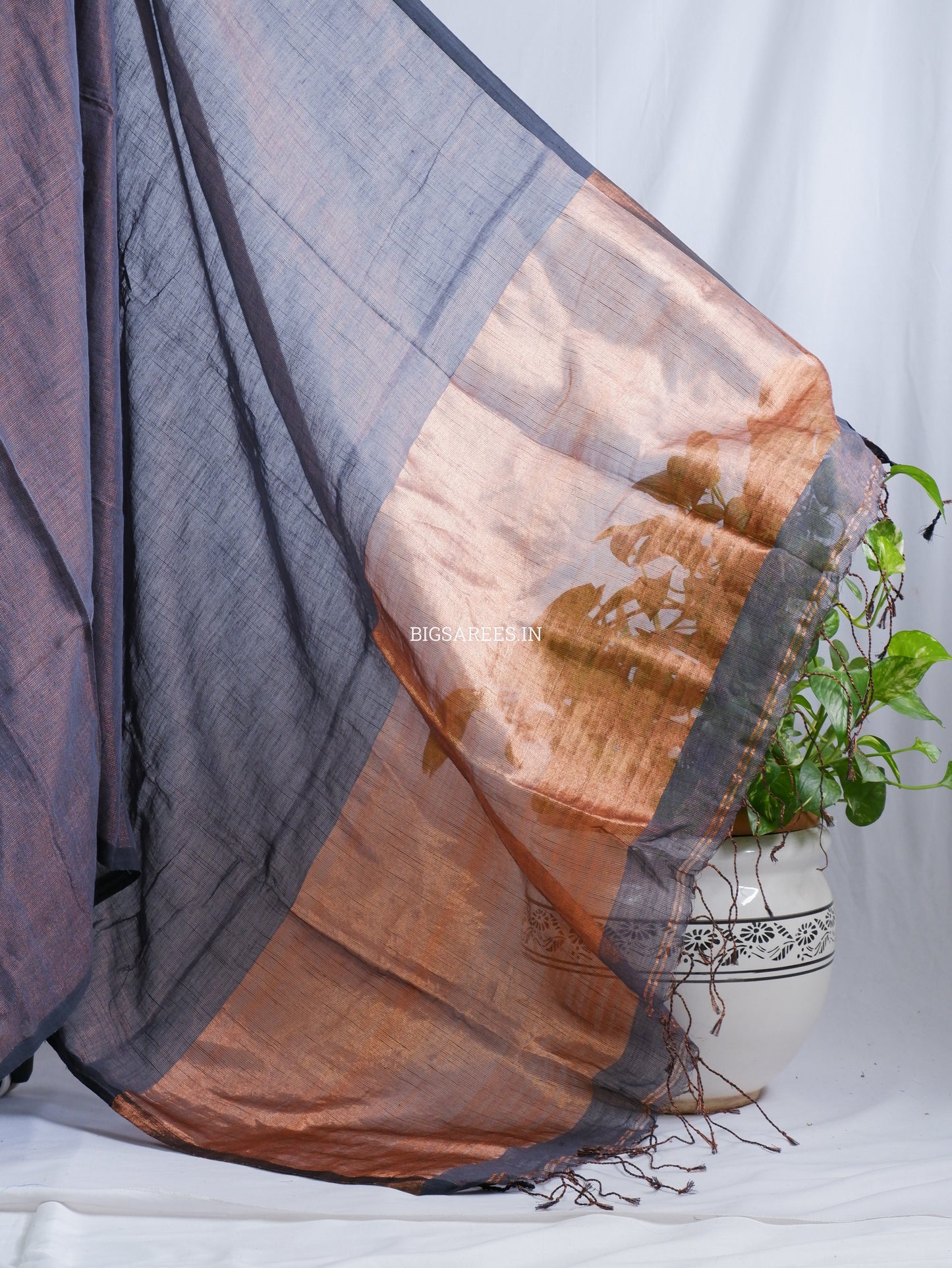 Tissue Linen Blend Handwoven Saree | Handloom Marked | Grey