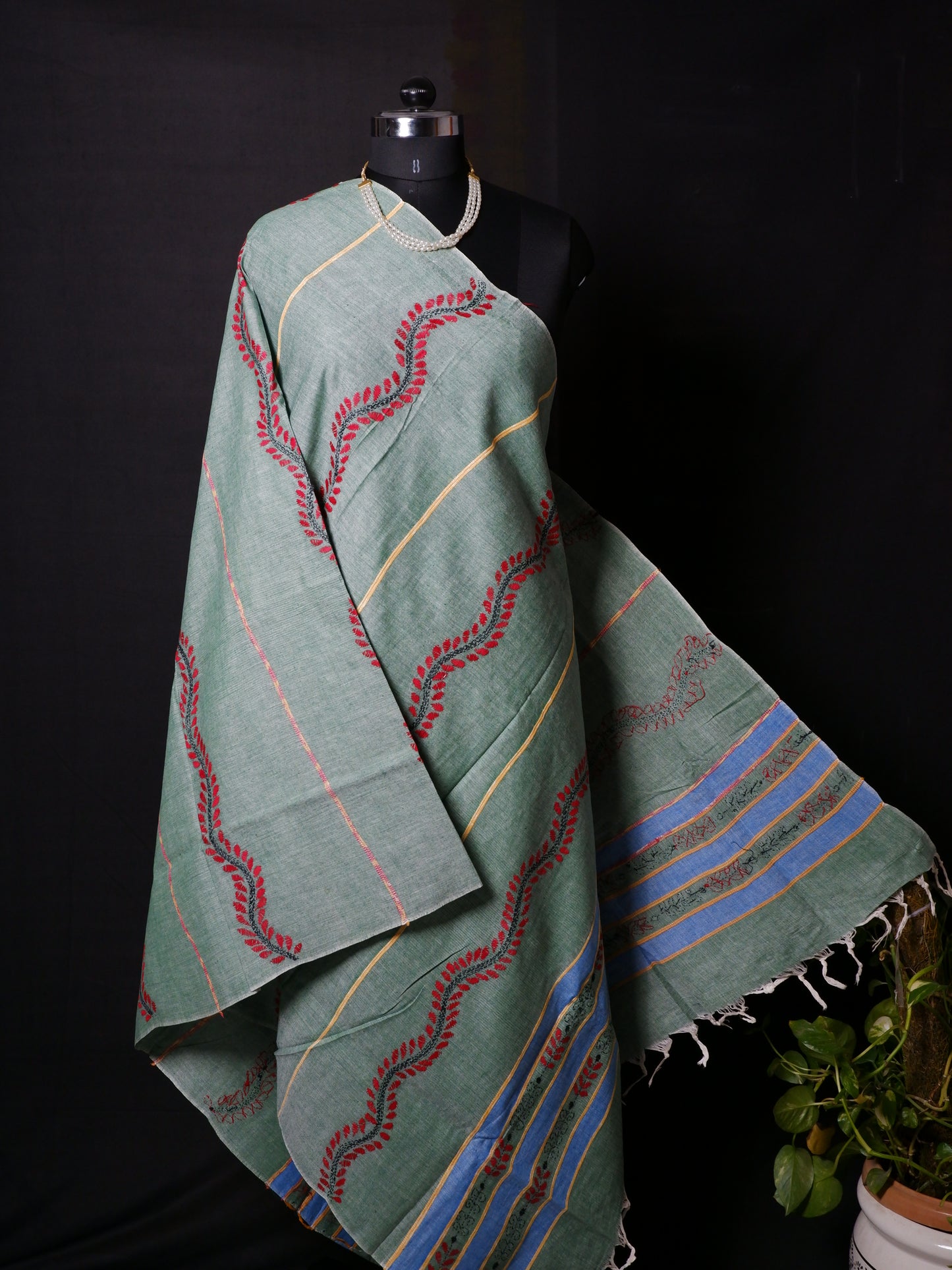 Hand-Embroidered Kantha - Stitch Dupatta | Pure Khesh Cotton | Shamrock Geen | 34"|