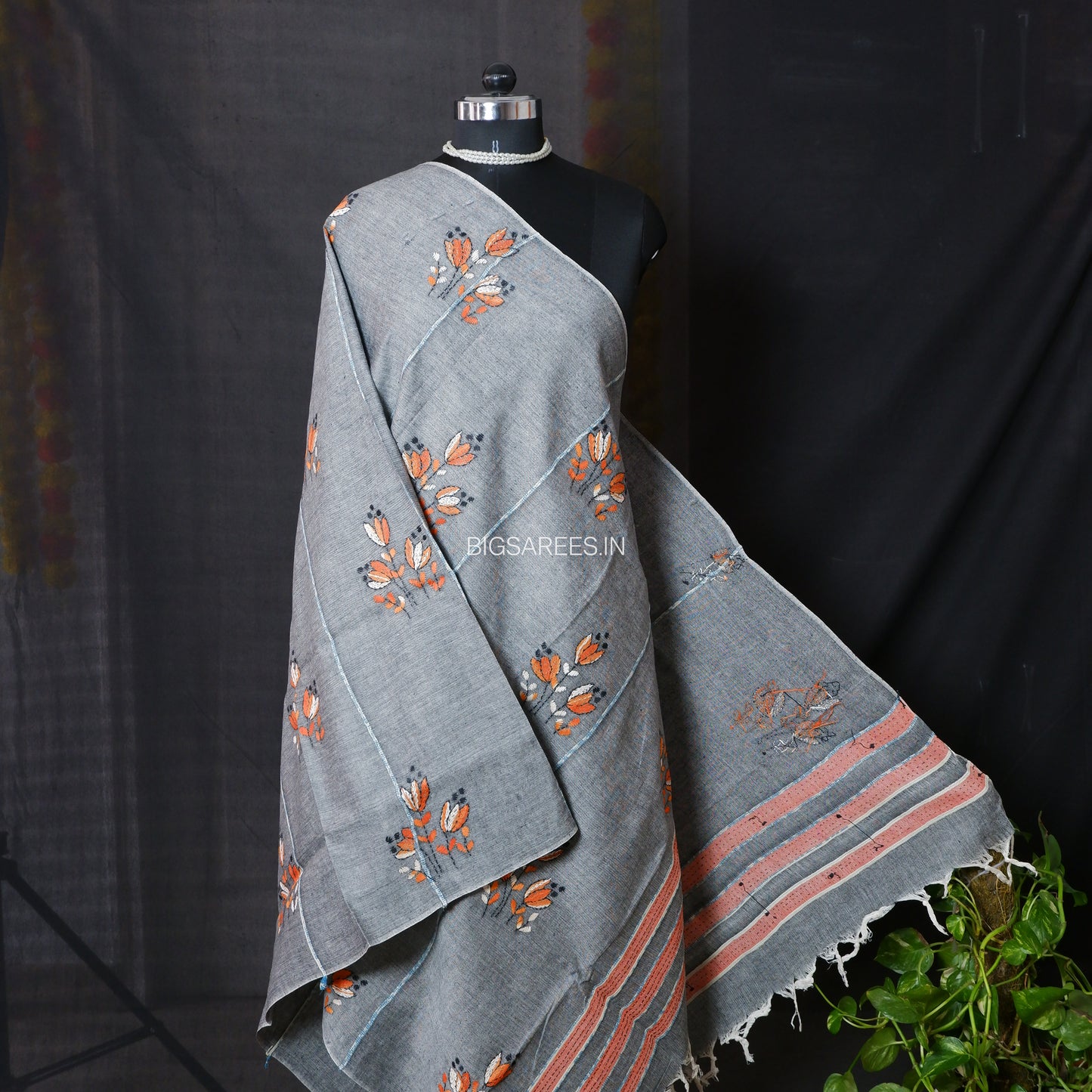 Hand-Embroidered Kantha - Stitch Dupatta | Pure Khesh Cotton | Grey | 36"|