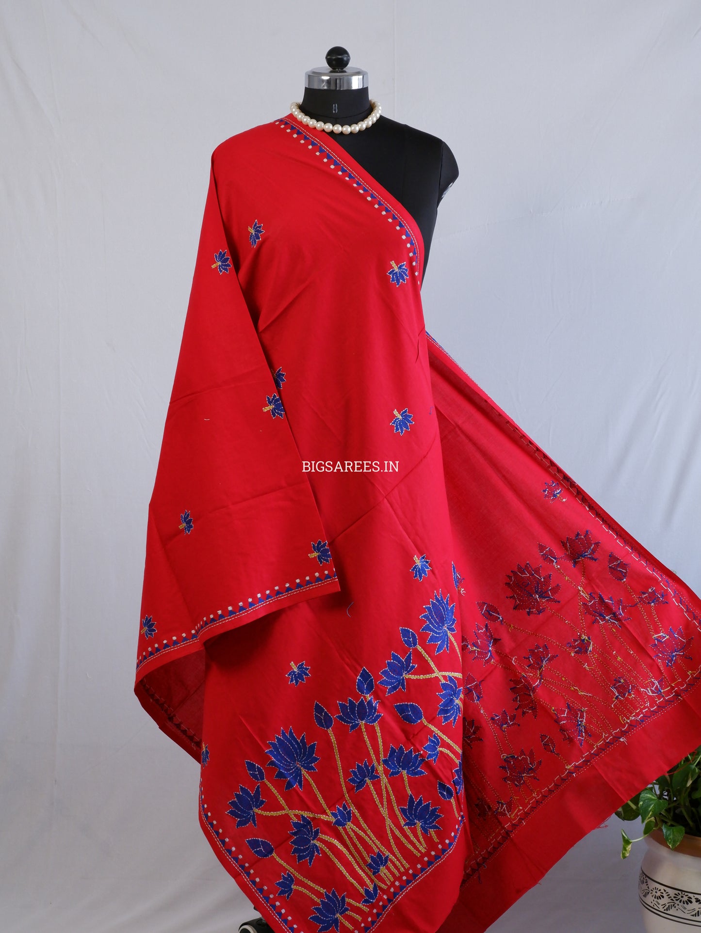 Hand-Embroidered Kantha Stitch Dupatta | Khadi Cotton | Red
