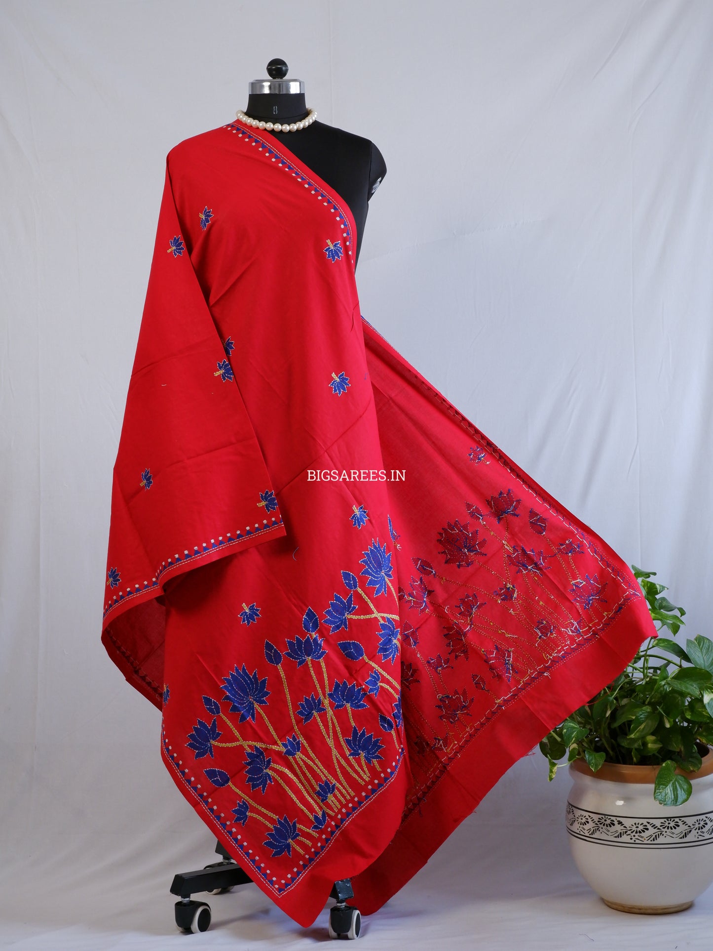 Hand-Embroidered Kantha Stitch Dupatta | Khadi Cotton | Red