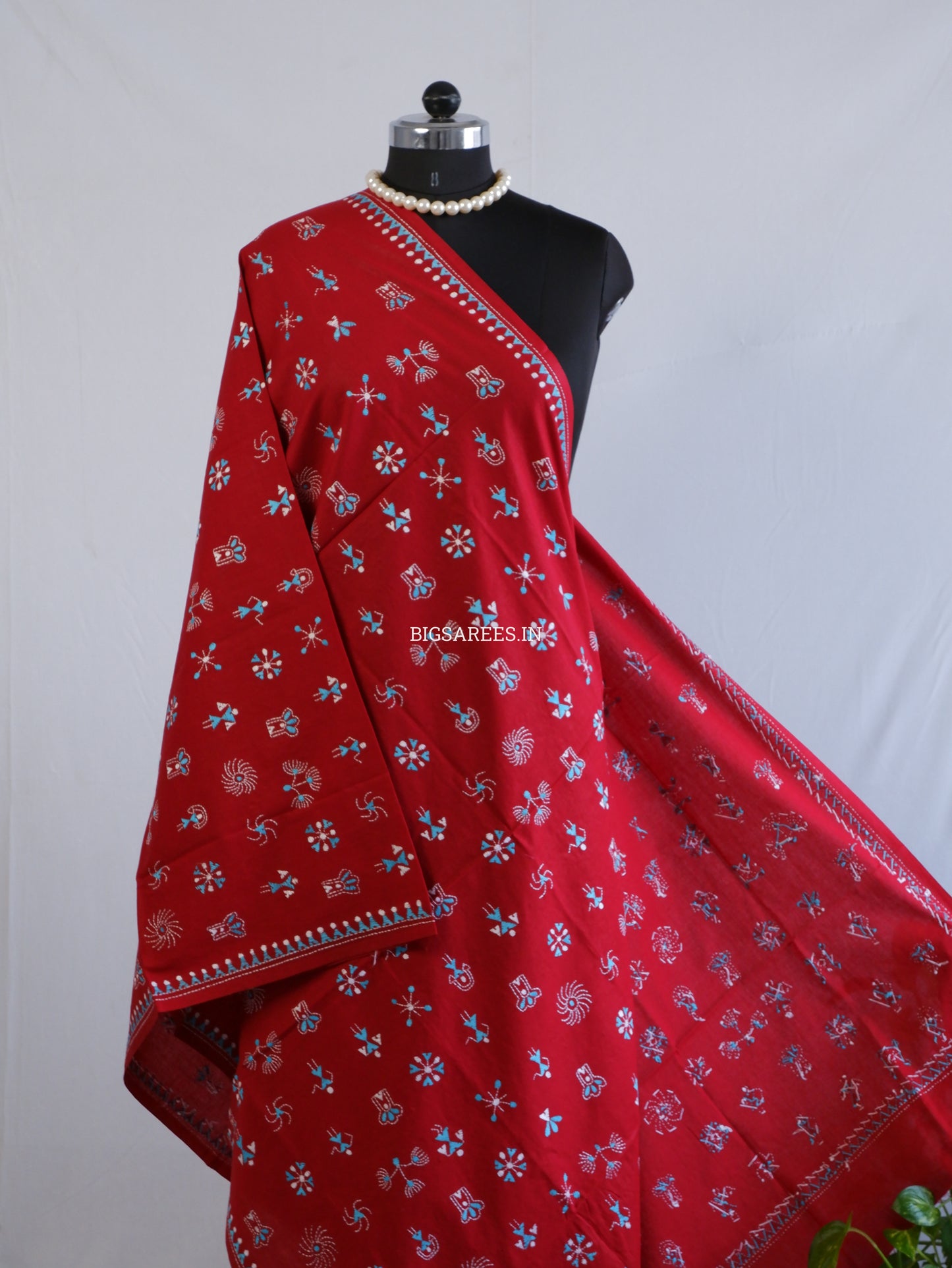 Hand-Embroidered Kantha Stitch Dupatta | Khadi Cotton | Maroon