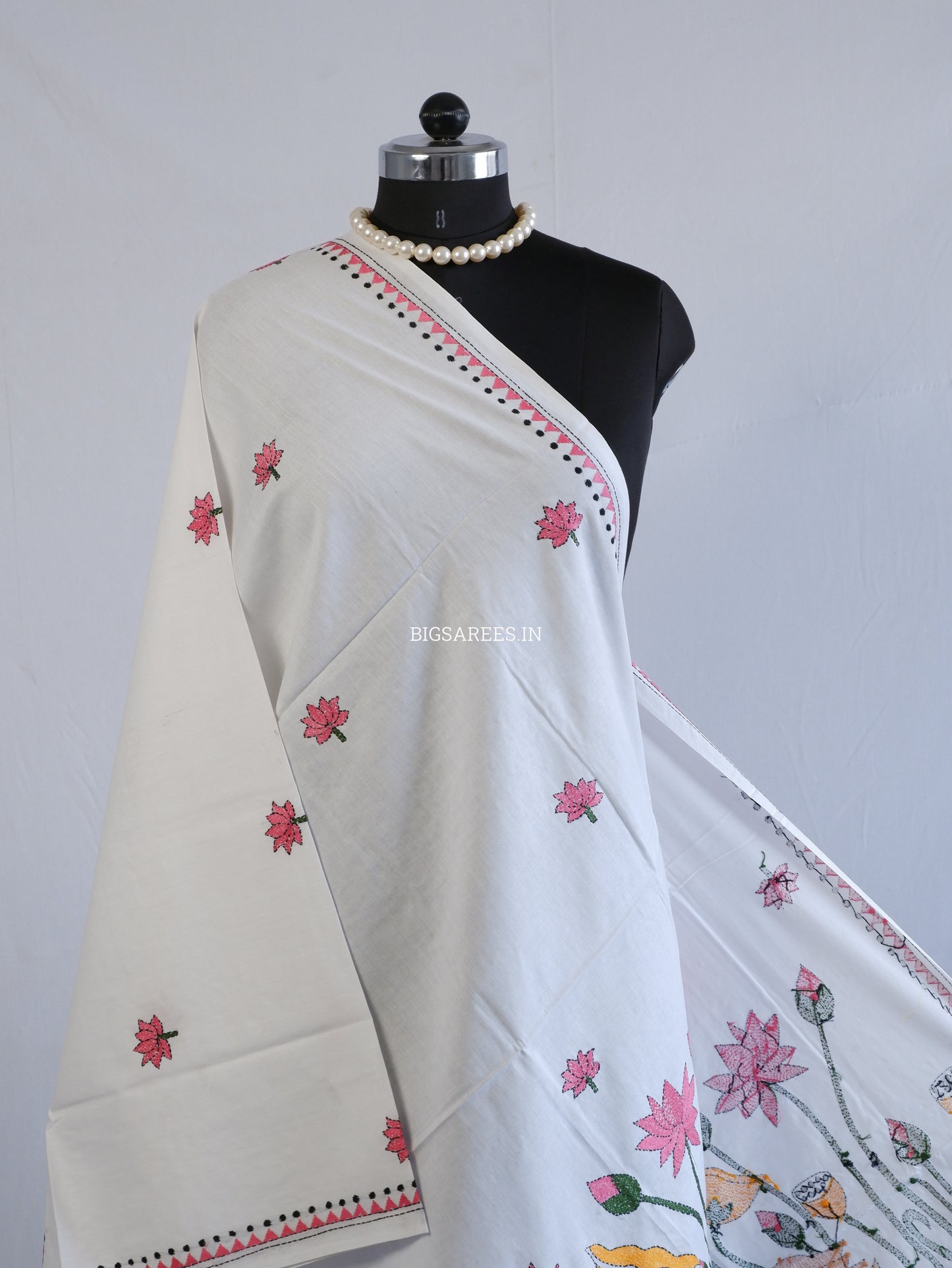 Hand-Embroidered Kantha Stitch Dupatta | Khadi Cotton | White