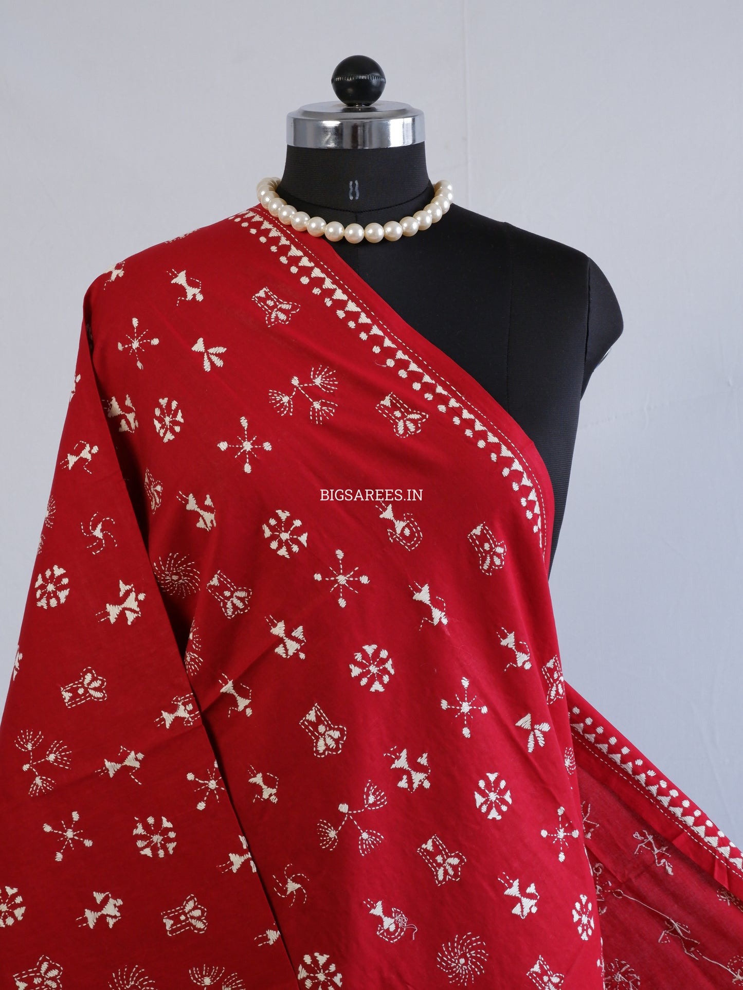 Hand-Embroidered Kantha Stitch Dupatta | Khadi Cotton | Maroon (Off-White Threadwork)
