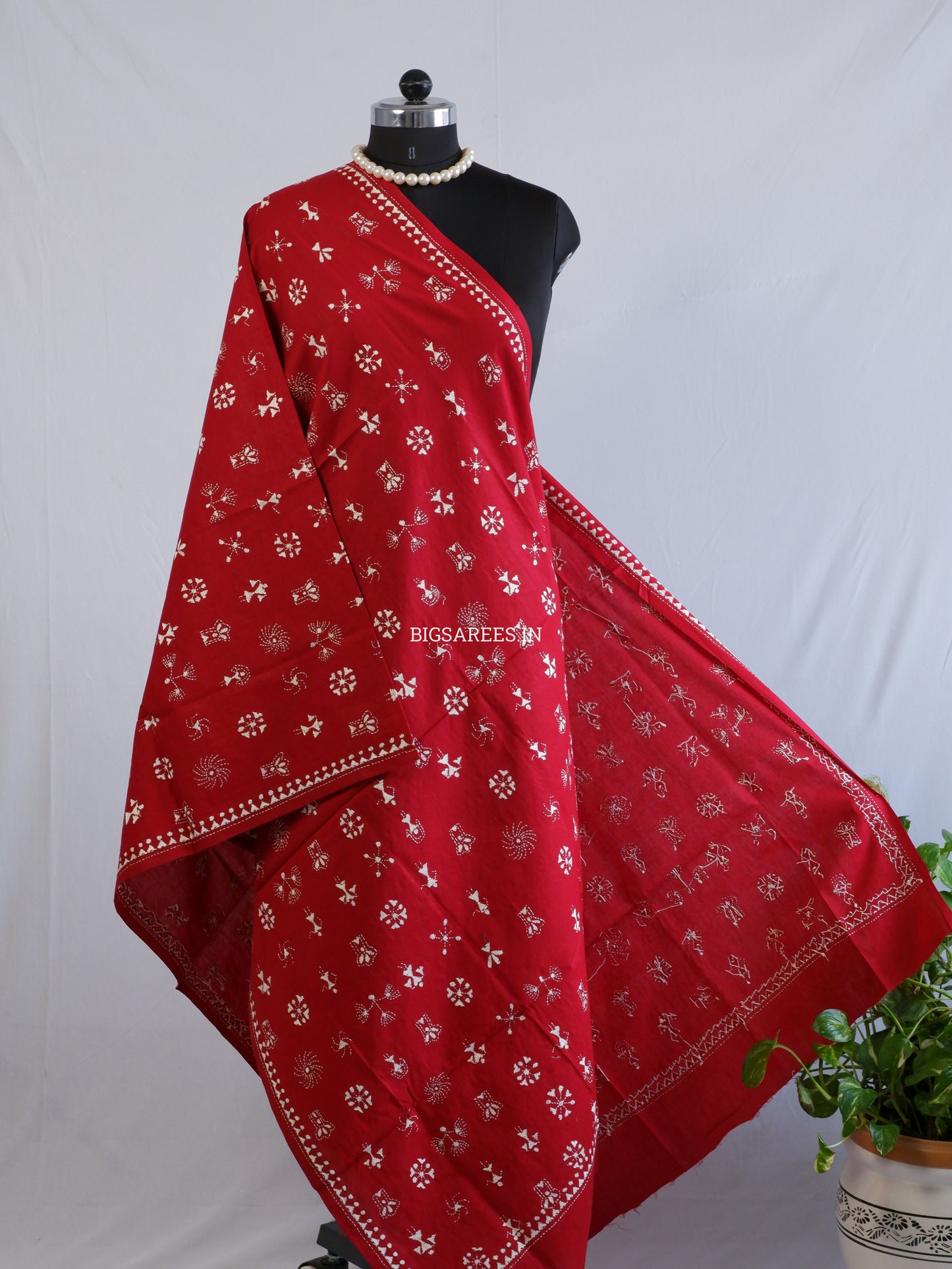 Hand-Embroidered Kantha Stitch Dupatta | Khadi Cotton | Maroon (Off-White Threadwork)