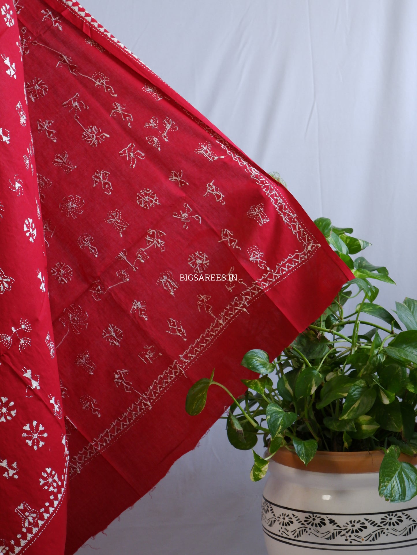Hand-Embroidered Kantha Stitch Dupatta | Khadi Cotton | Maroon (Off-White Threadwork)