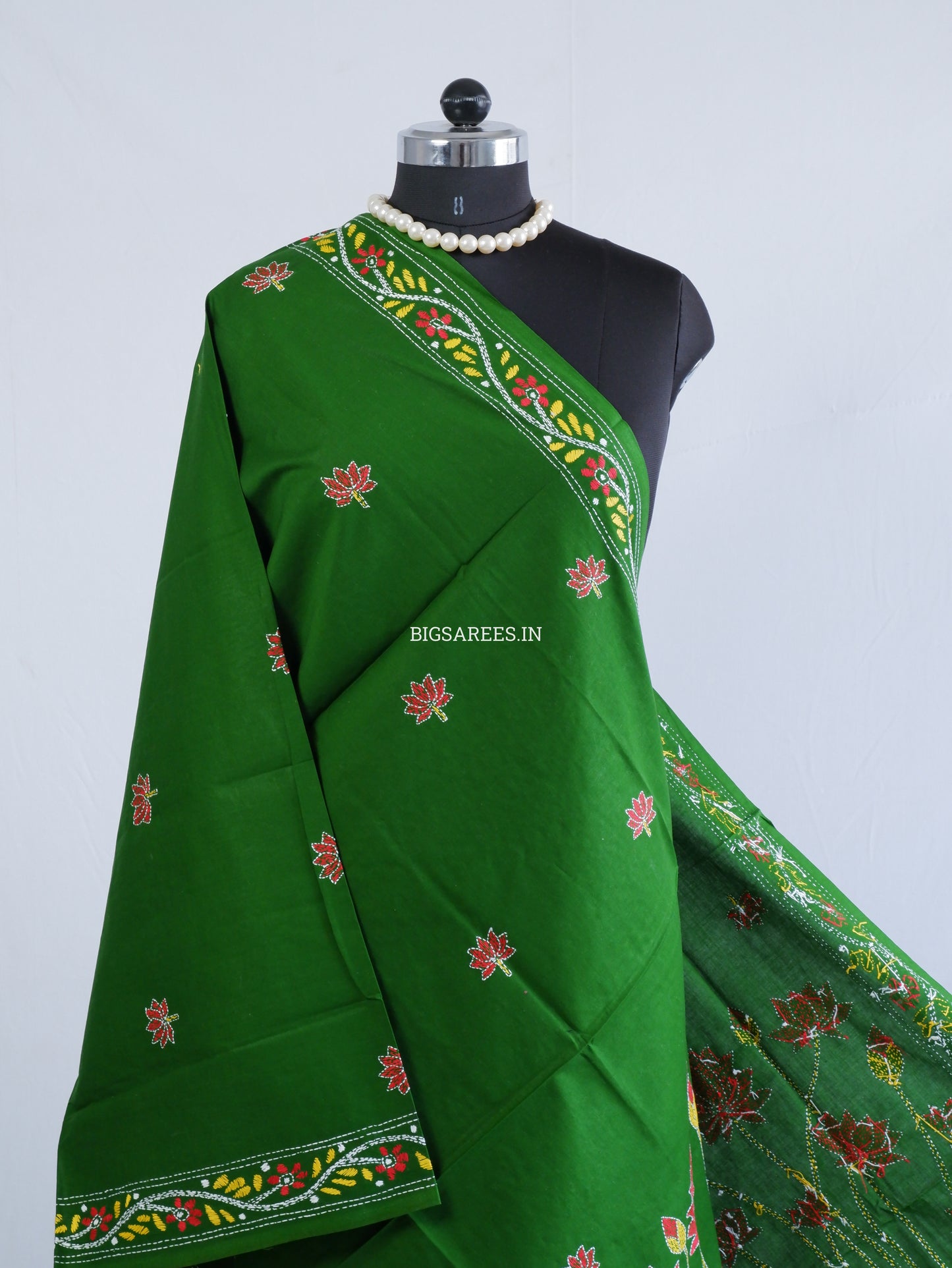 Hand-Embroidered Kantha Stitch Dupatta | Khadi Cotton | Green