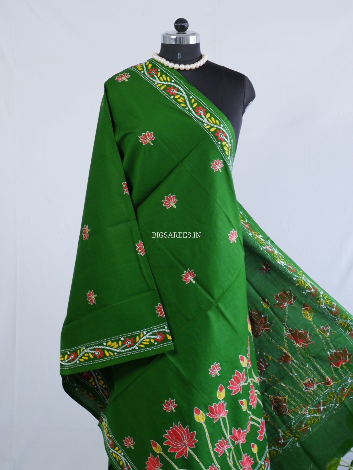 Hand-Embroidered Kantha Stitch Dupatta | Khadi Cotton | Green