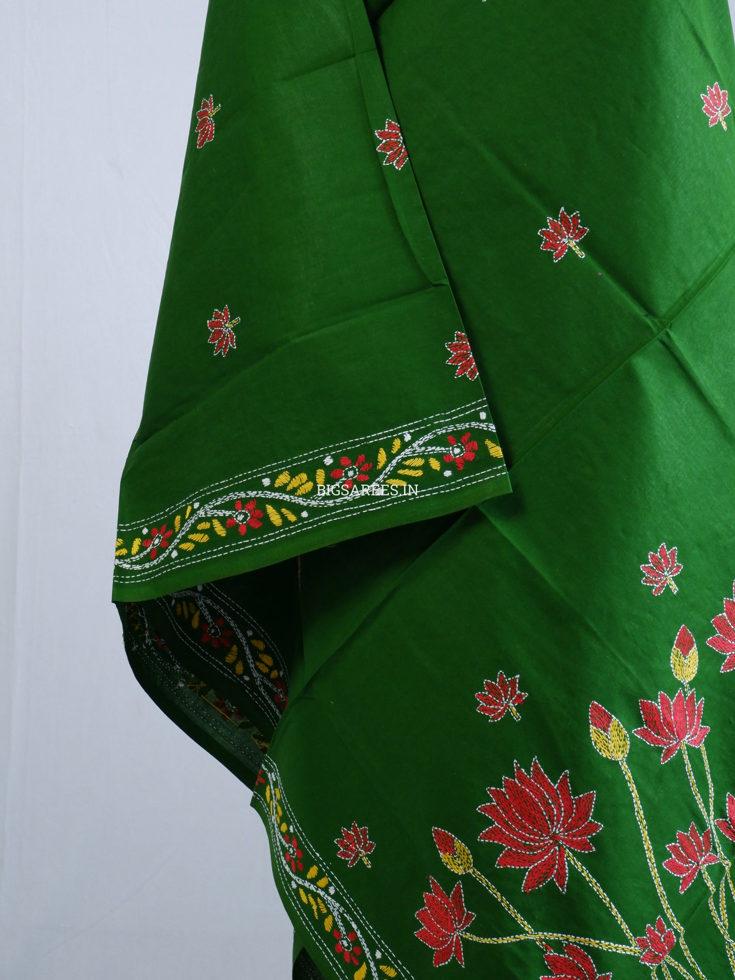 Hand-Embroidered Kantha Stitch Dupatta | Khadi Cotton | Green