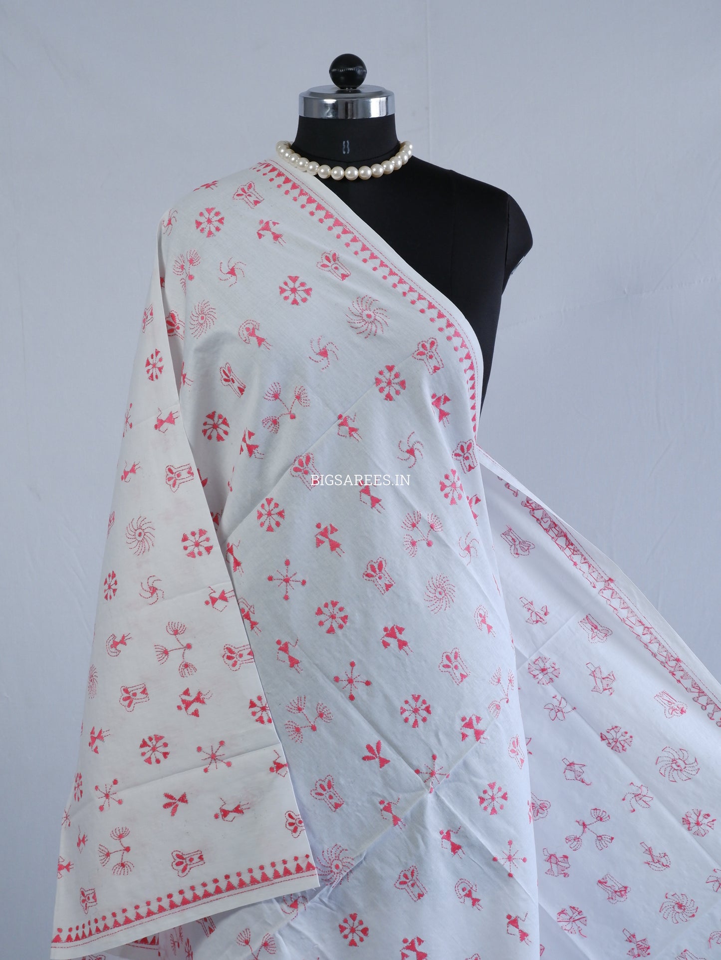 Hand-Embroidered Kantha Stitch Dupatta | Khadi Cotton | White
