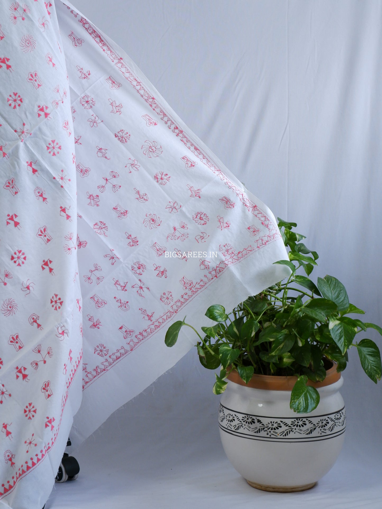 Hand-Embroidered Kantha Stitch Dupatta | Khadi Cotton | White