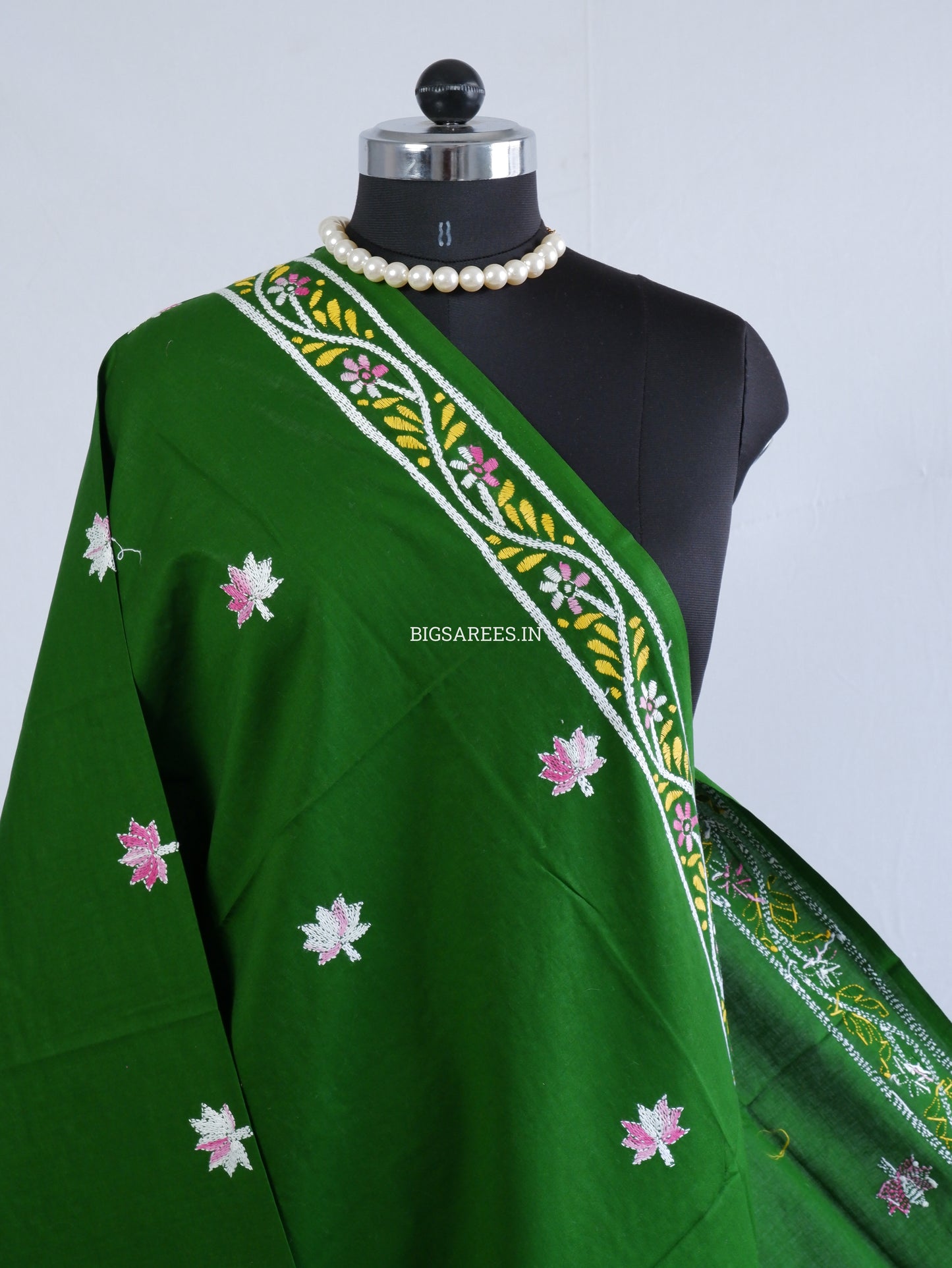 Hand-Embroidered Kantha Stitch Dupatta | Khadi Cotton | Green