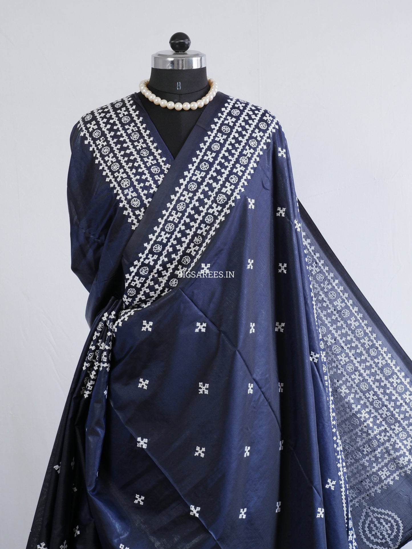 Kutchi/Gujarati Hand Embroidered Saree  | Blended Bangalore Silk / Art Silk | Blue