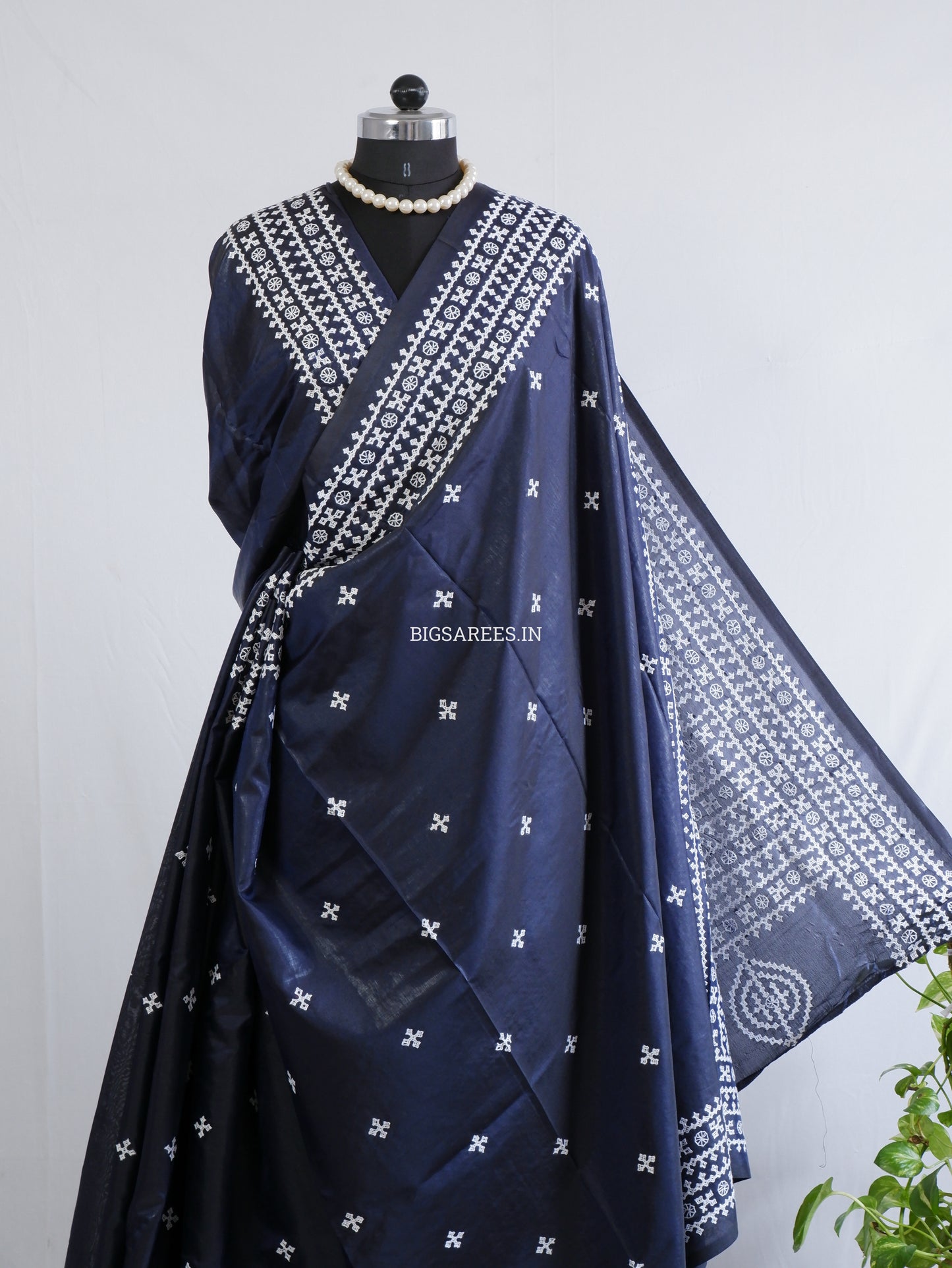 Kutchi/Gujarati Hand Embroidered Saree  | Blended Bangalore Silk / Art Silk | Blue