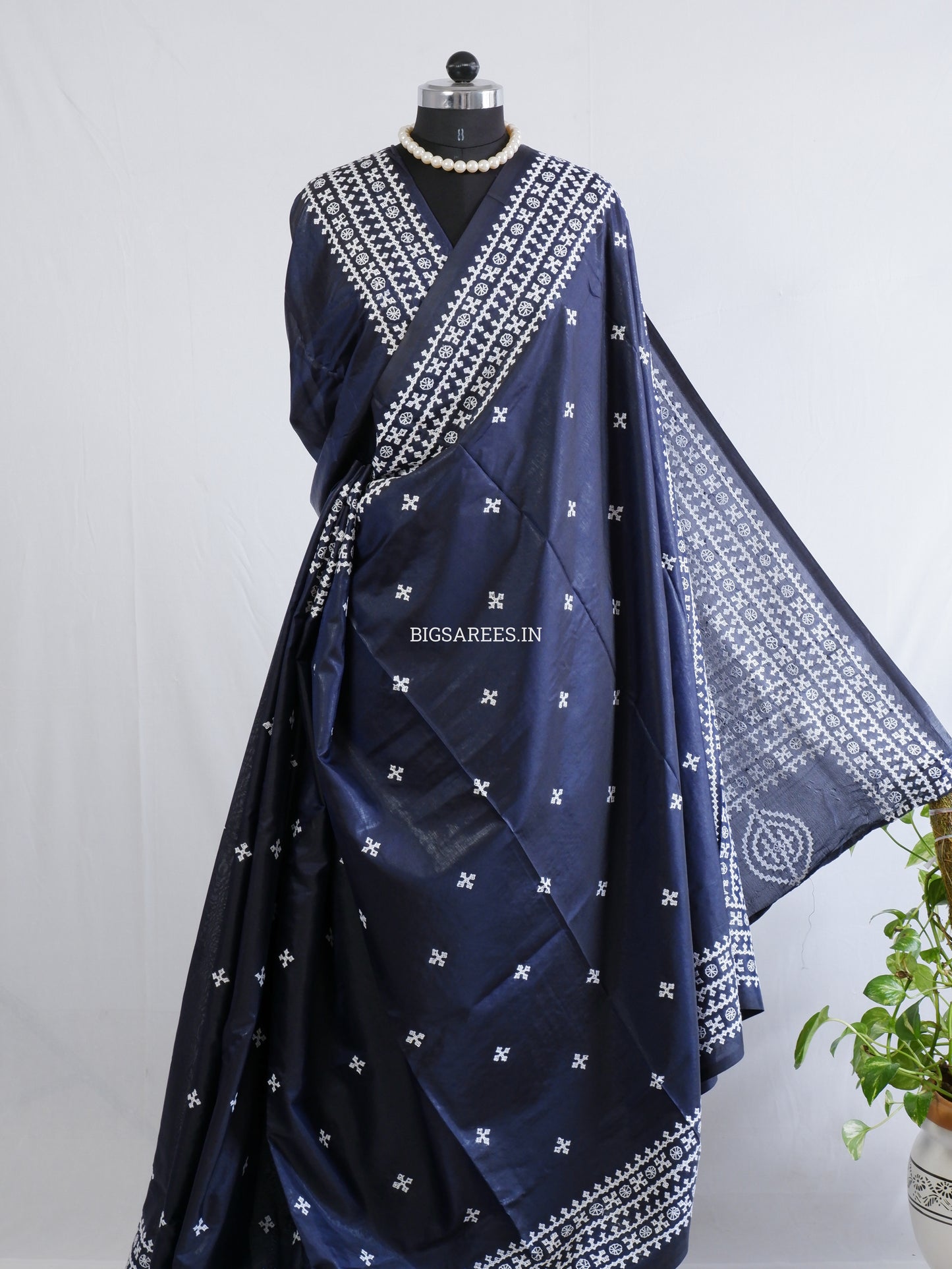 Kutchi/Gujarati Hand Embroidered Saree  | Blended Bangalore Silk / Art Silk | Blue