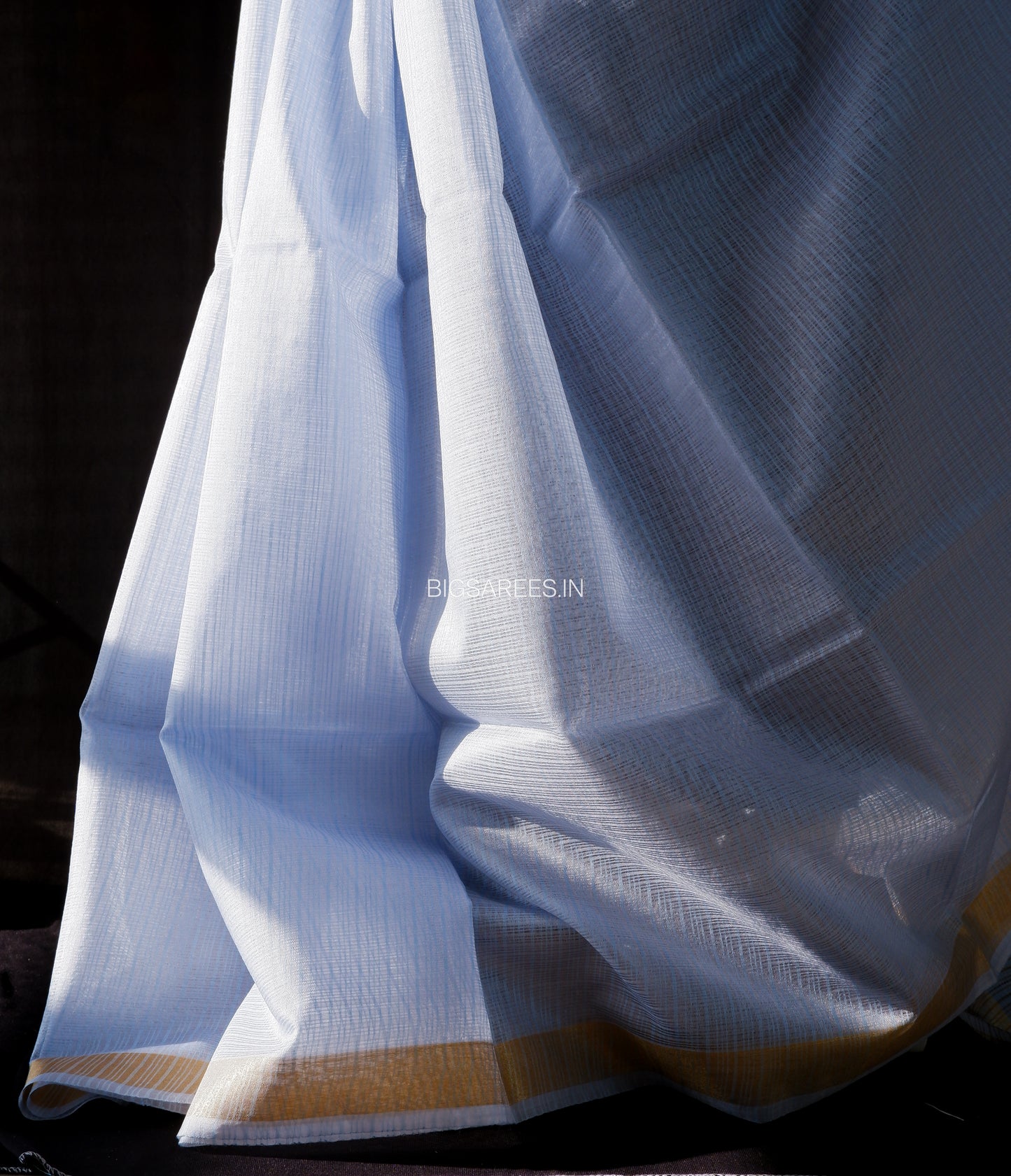 Beautifully crafted Jaishree silk Blend Saree |