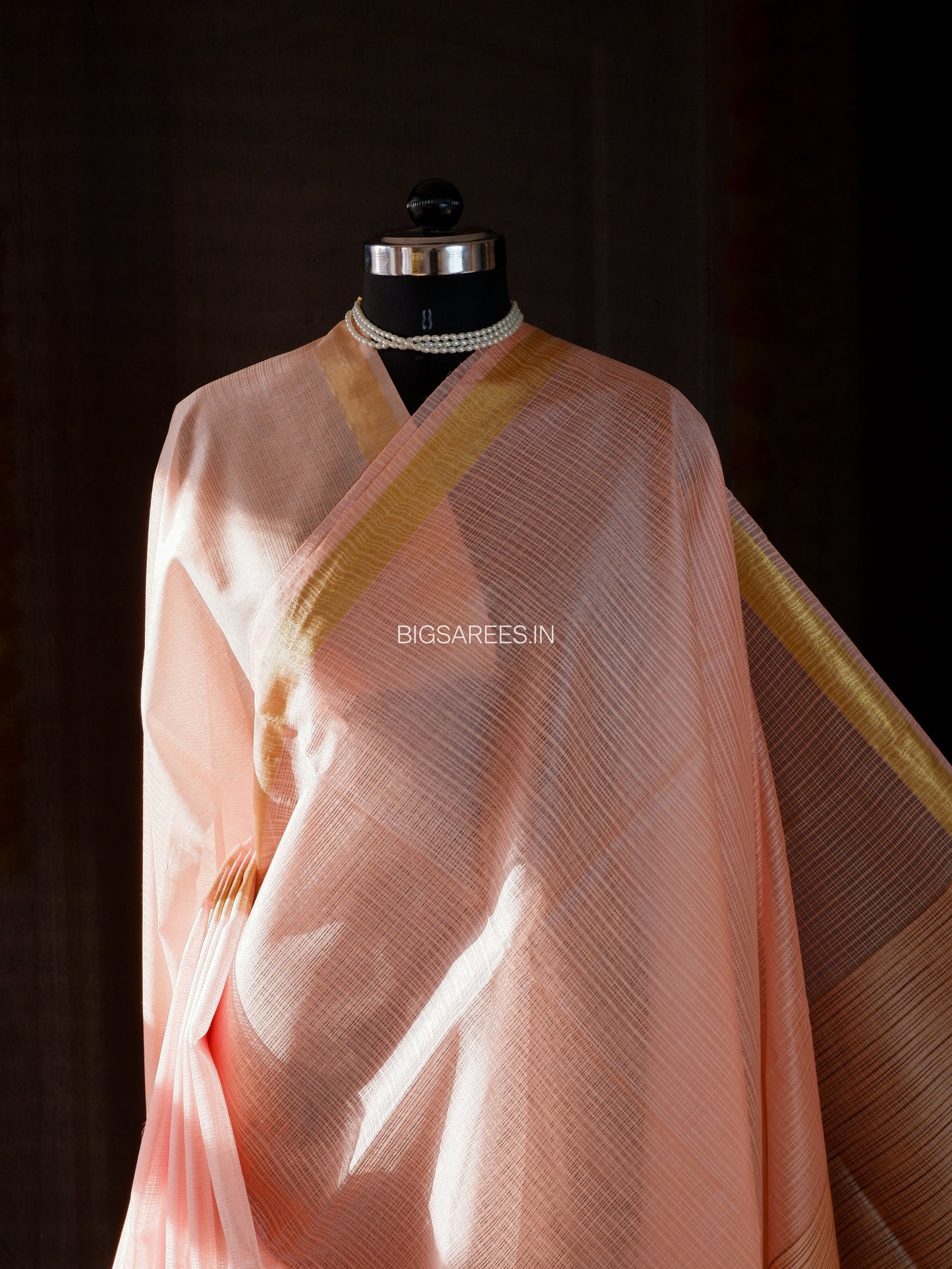Beautifully crafted Jaishree silk Blend Saree |