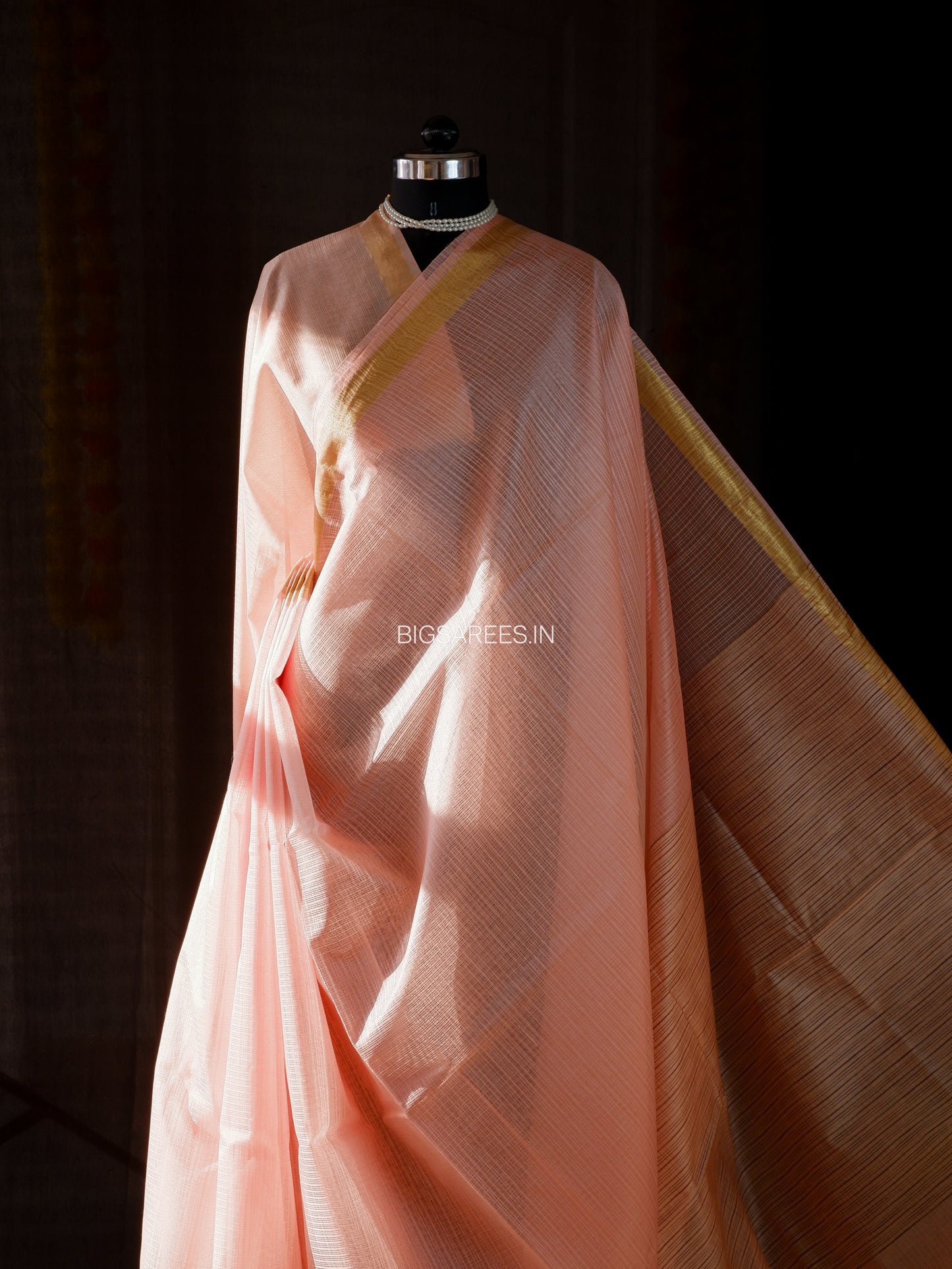 Beautifully crafted Jaishree silk Blend Saree |