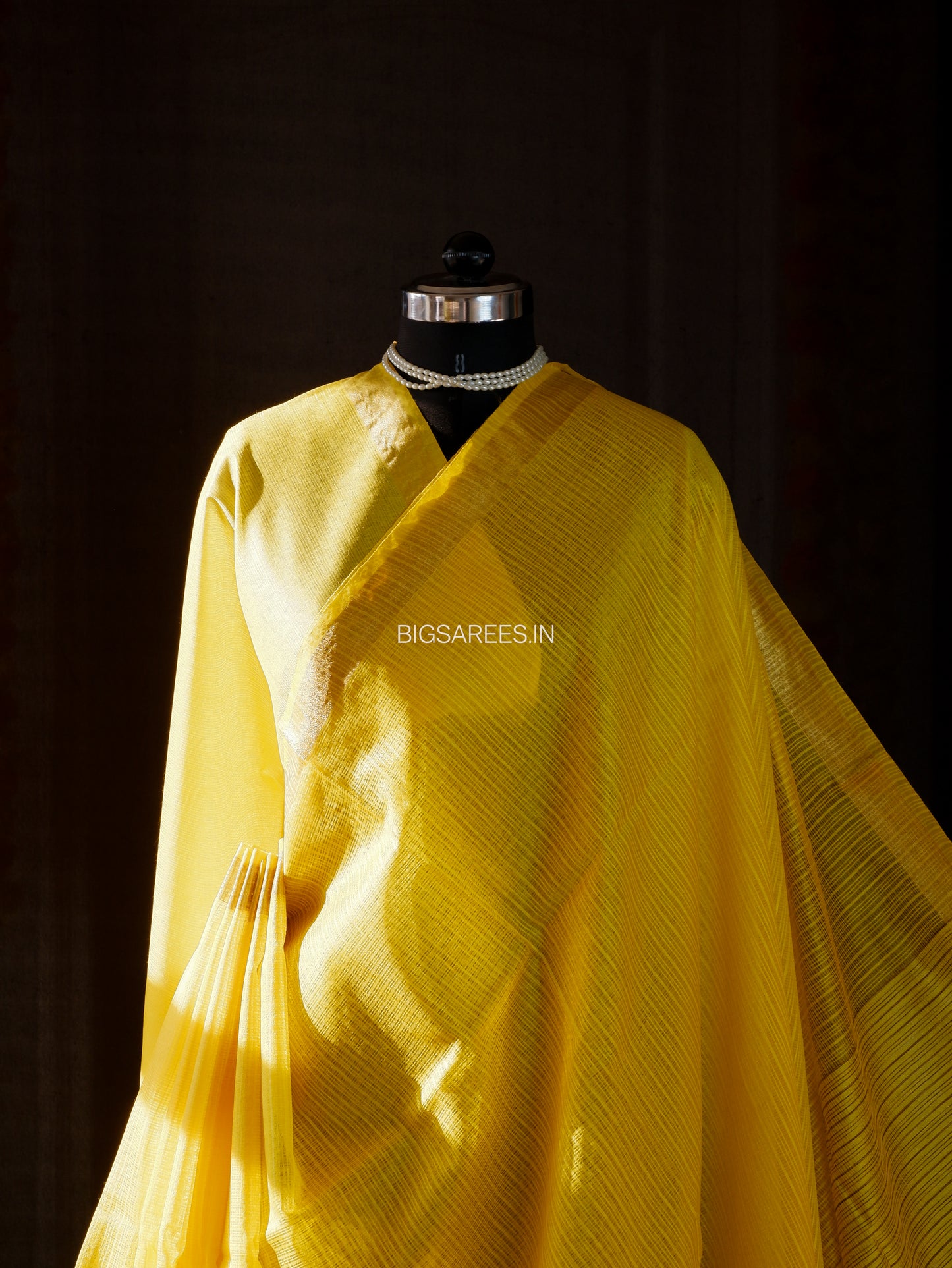 Beautifully crafted Jaishree silk Blend Saree |