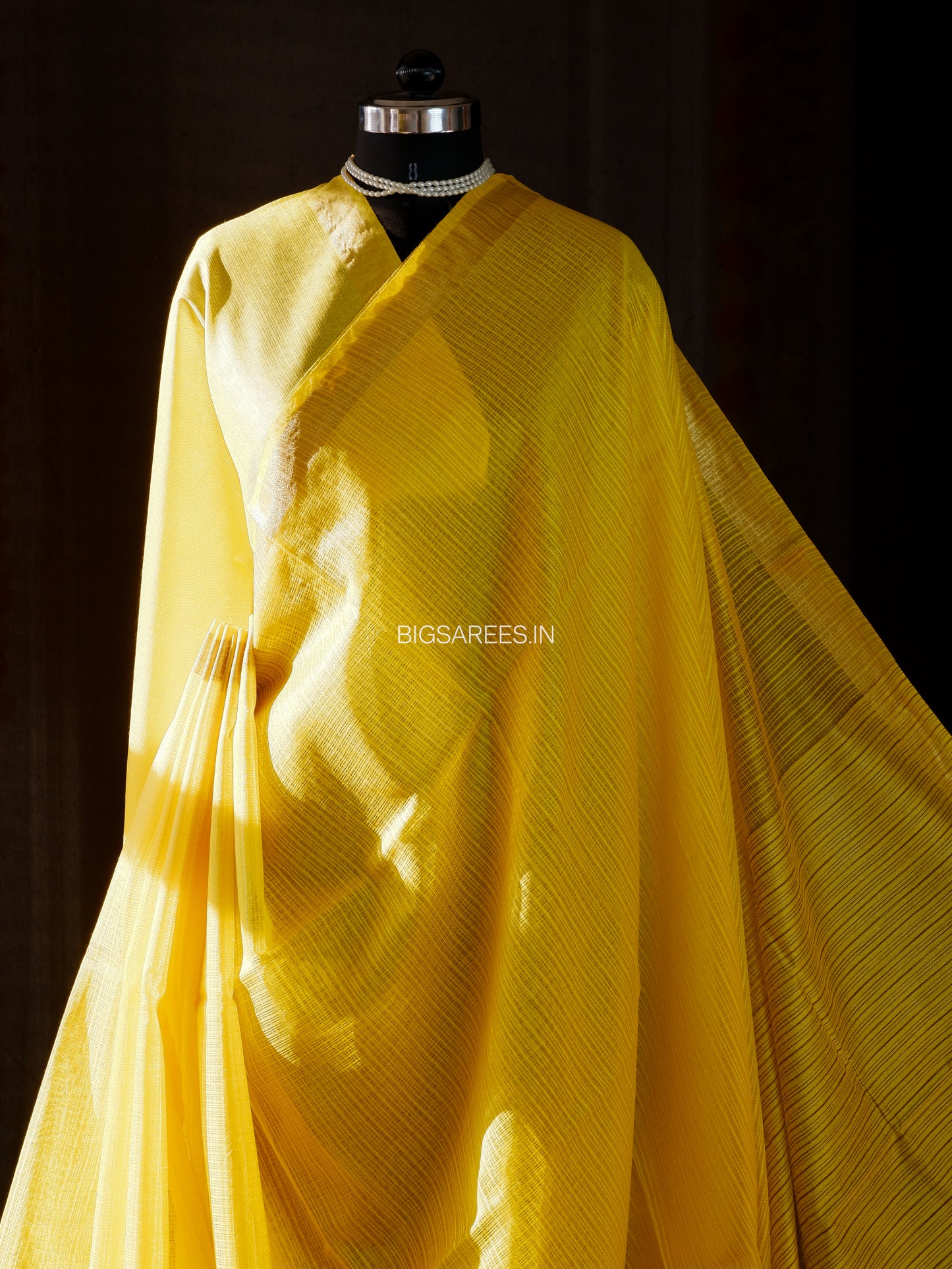 Beautifully crafted Jaishree silk Blend Saree |