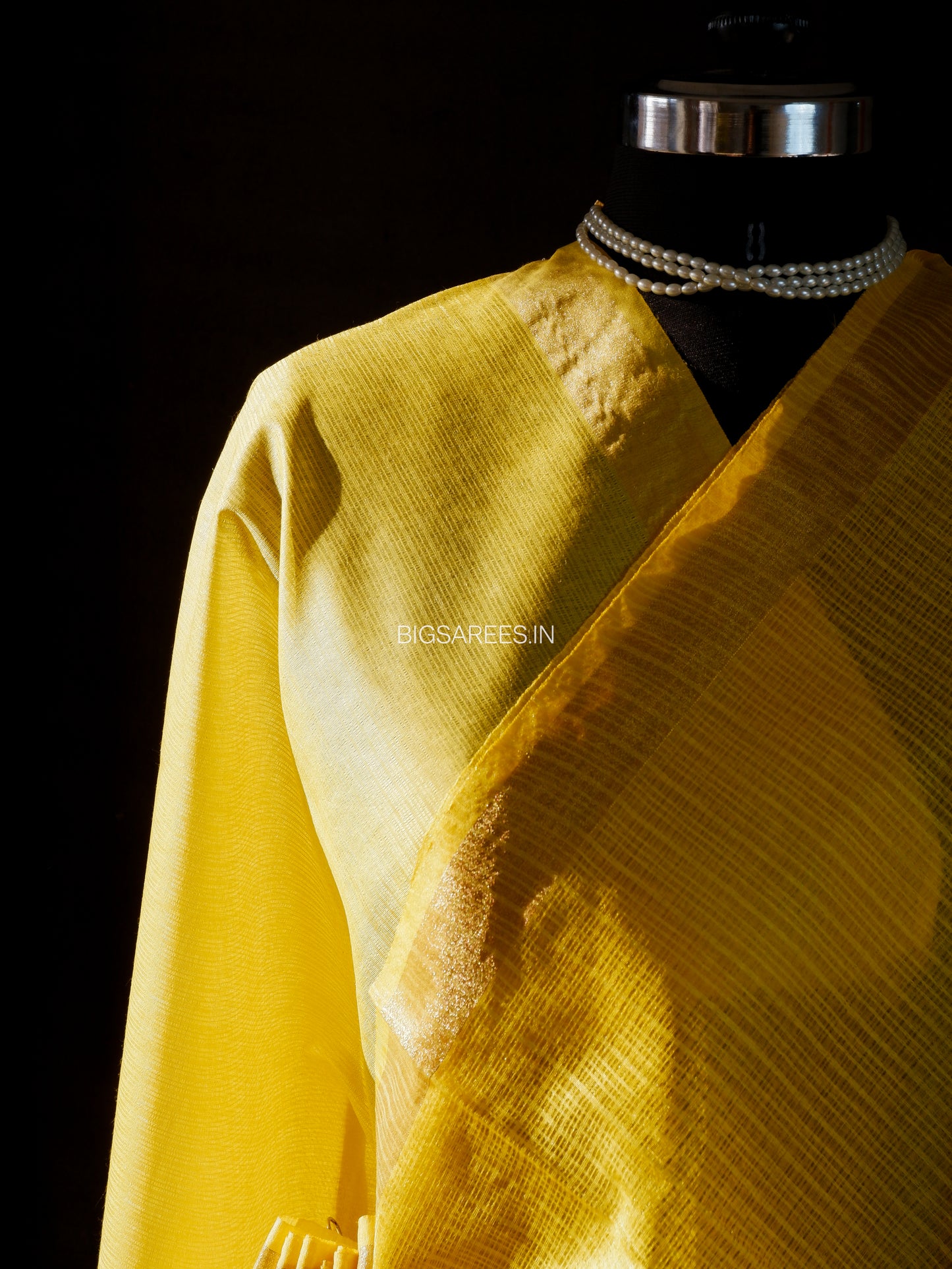 Beautifully crafted Jaishree silk Blend Saree |