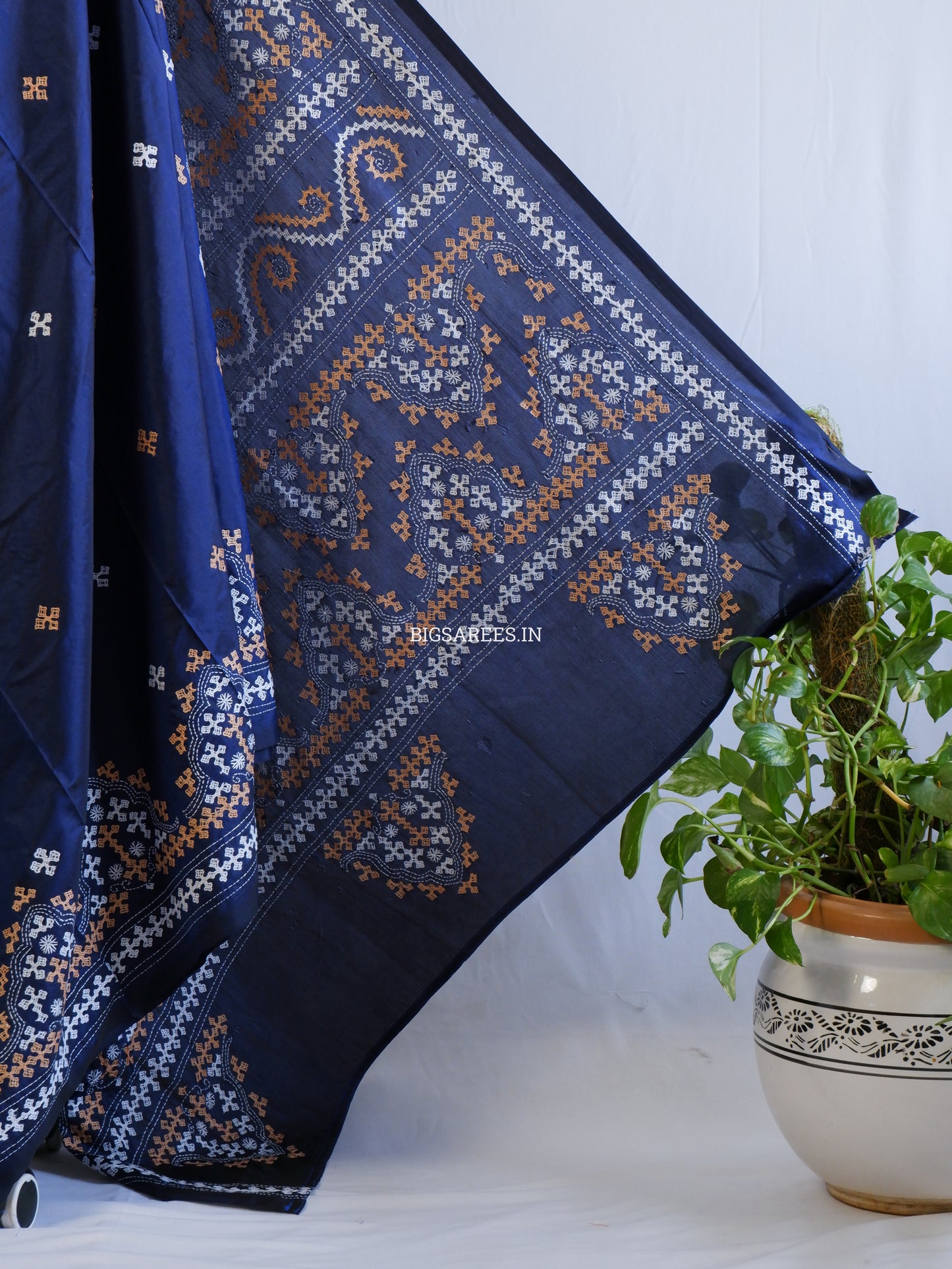 Kutchi/Gujarati Hand Embroidered Saree  | Blended Bangalore Silk / Art Silk | Dark blue