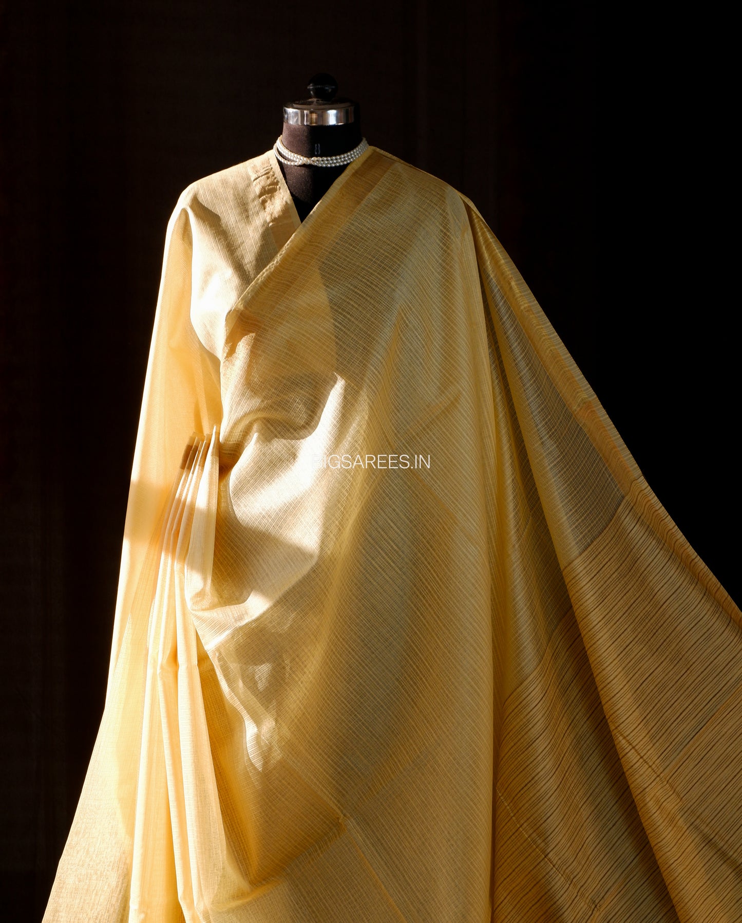 Beautifully crafted Jaishree silk Blend Saree |