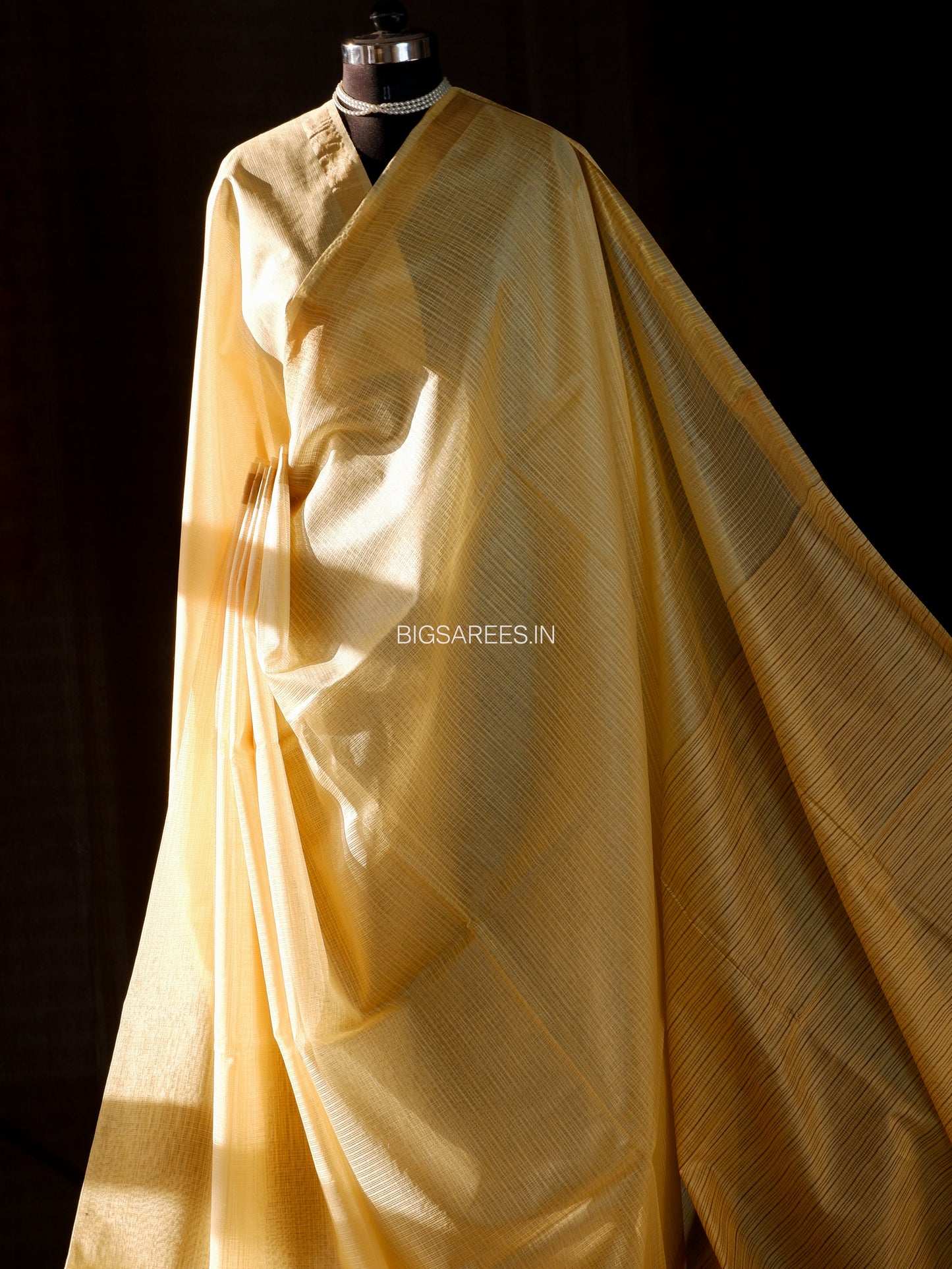 Beautifully crafted Jaishree silk Blend Saree |