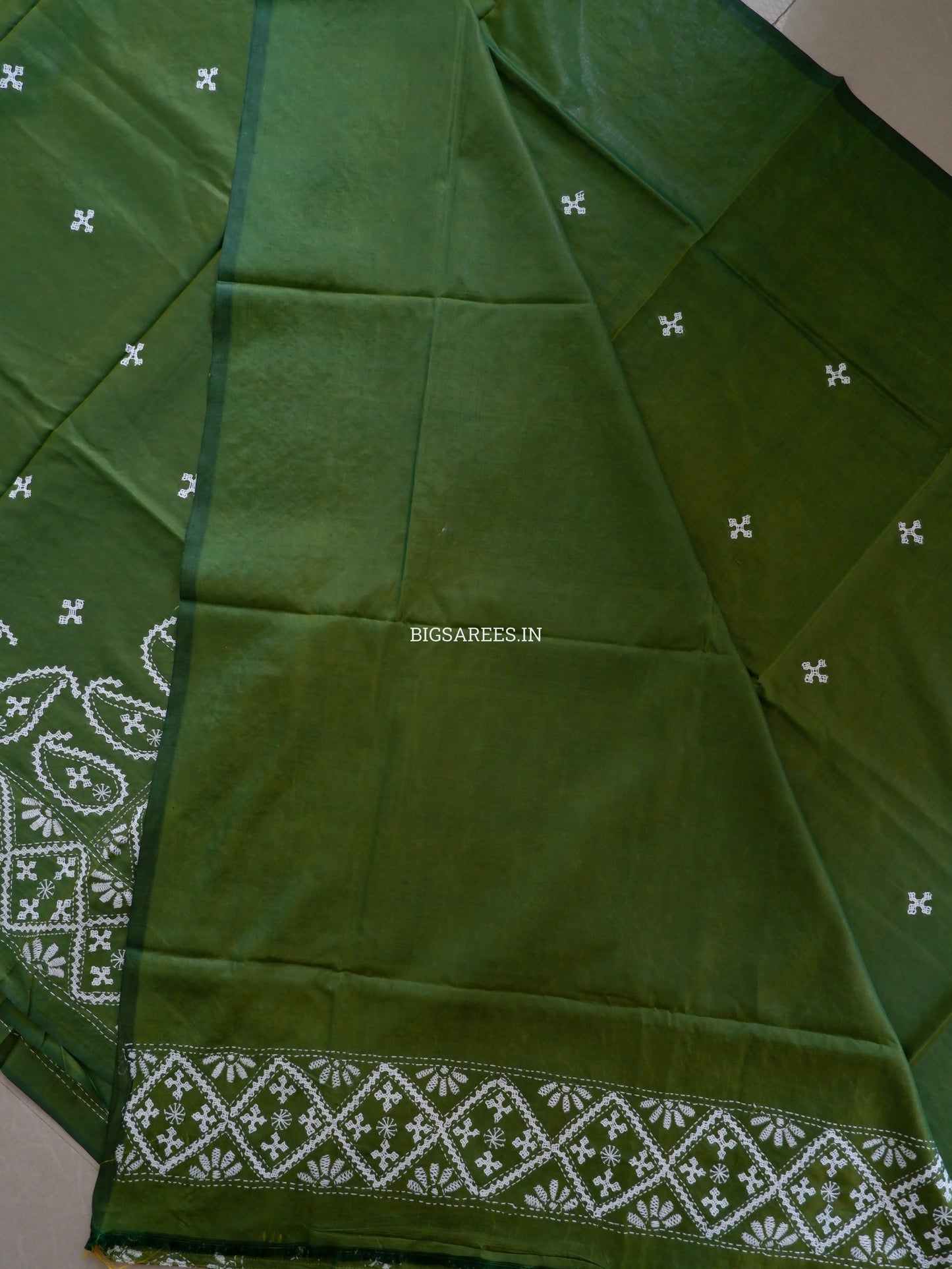 Kutchi/Gujarati Hand Embroidered Saree  | Blended Bangalore Silk / Art Silk | Green