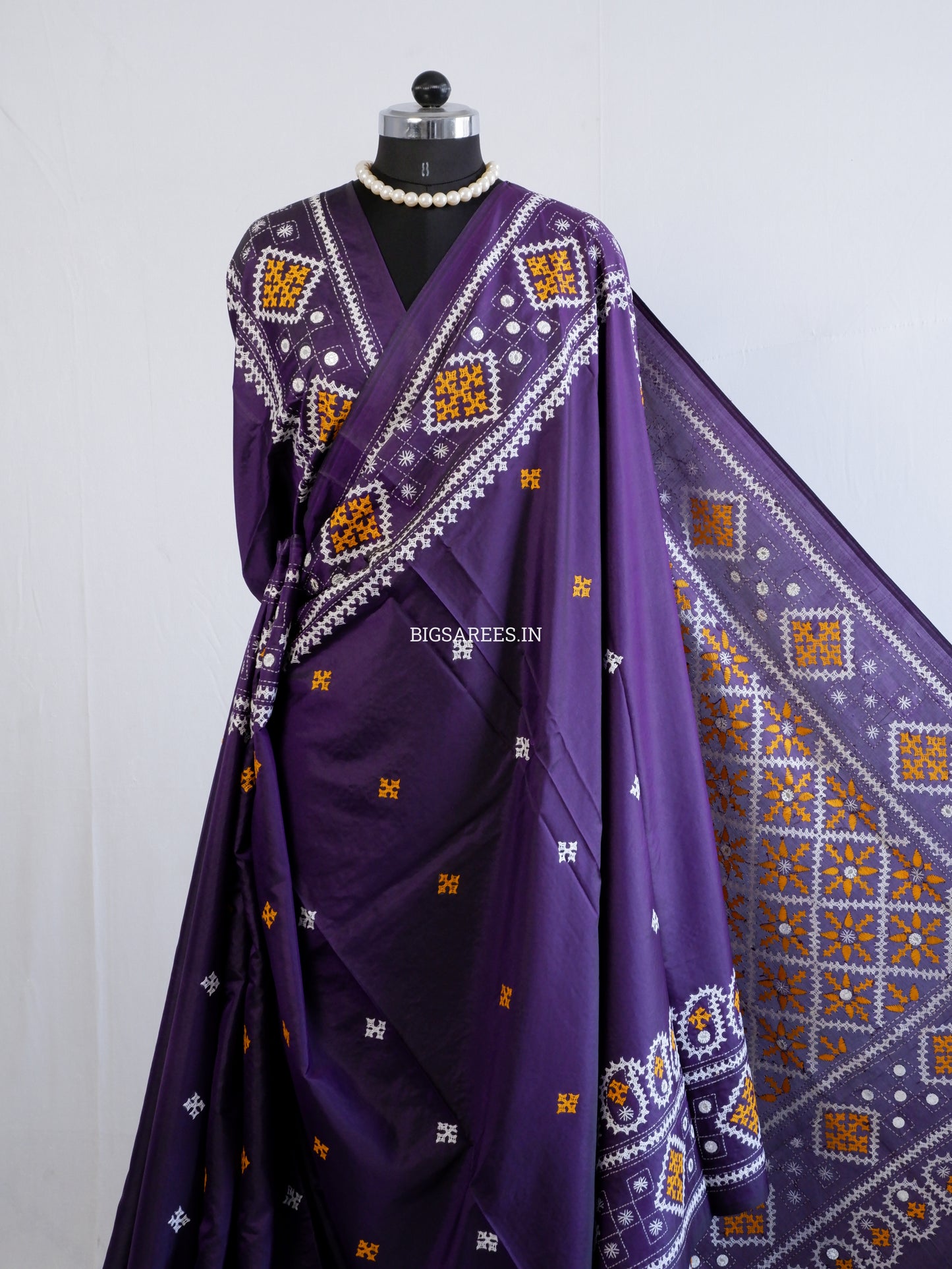 Kutchi/Gujarati Hand Embroidered Saree  | Blended Bangalore Silk / Art Silk | Dark Violet