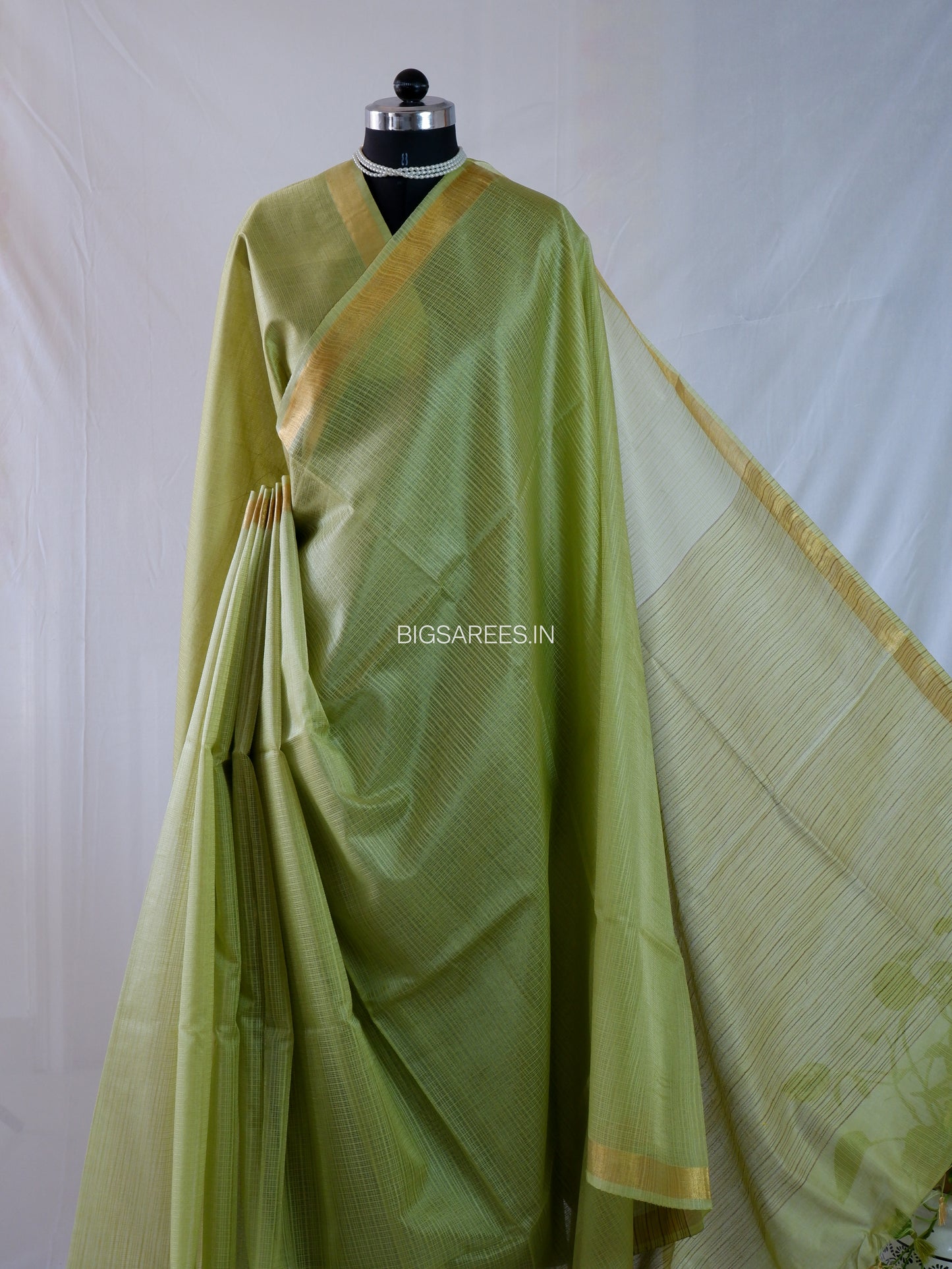 Beautifully crafted Jaishree silk Blend Saree |