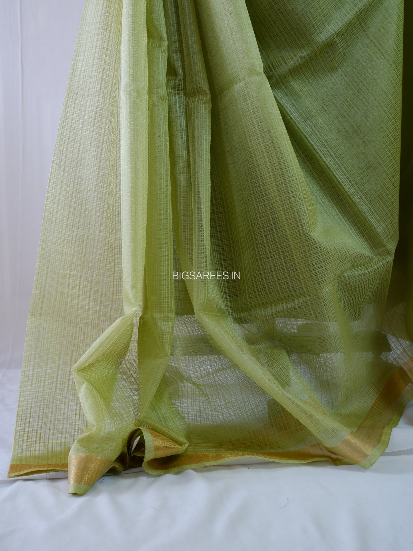 Beautifully crafted Jaishree silk Blend Saree |