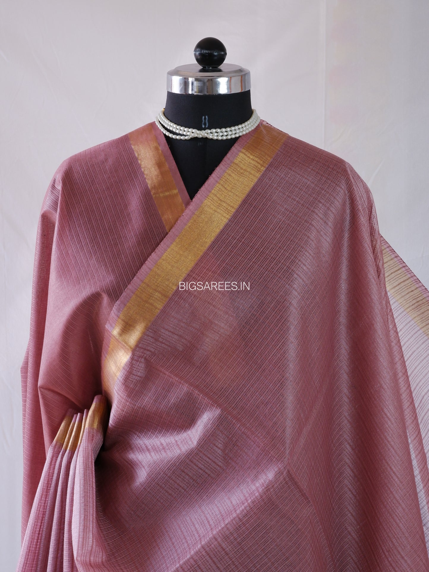 Beautifully crafted Jaishree silk Blend Saree |