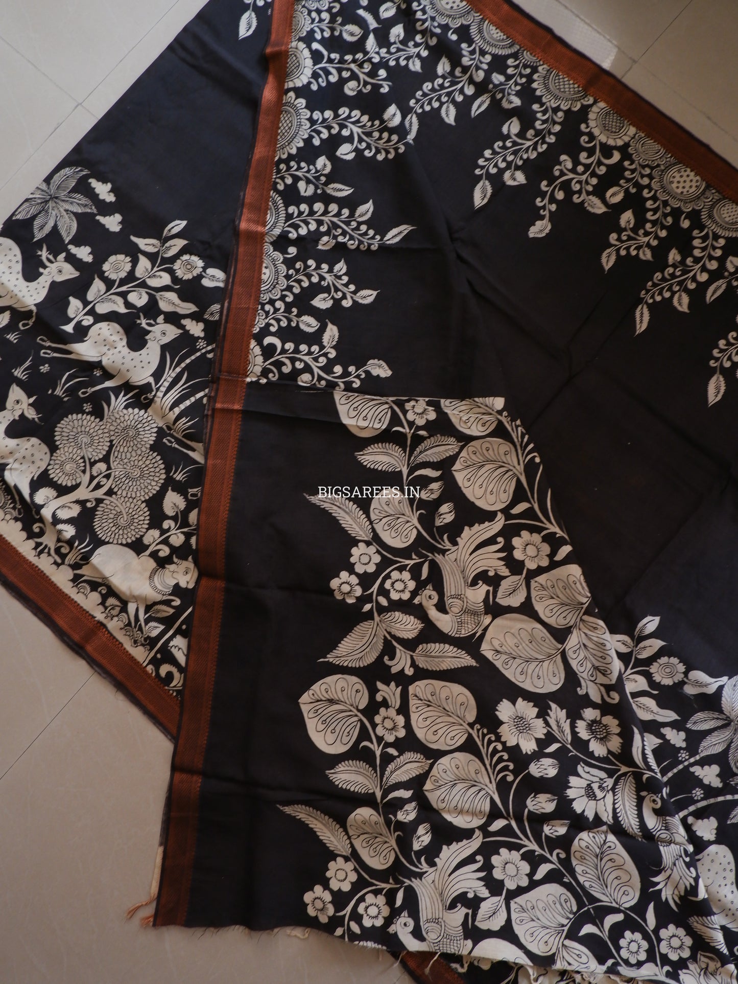 Pen Kalamkari Hand-Painted Saree with Blouse | Mangalgiri Silk | Black & White