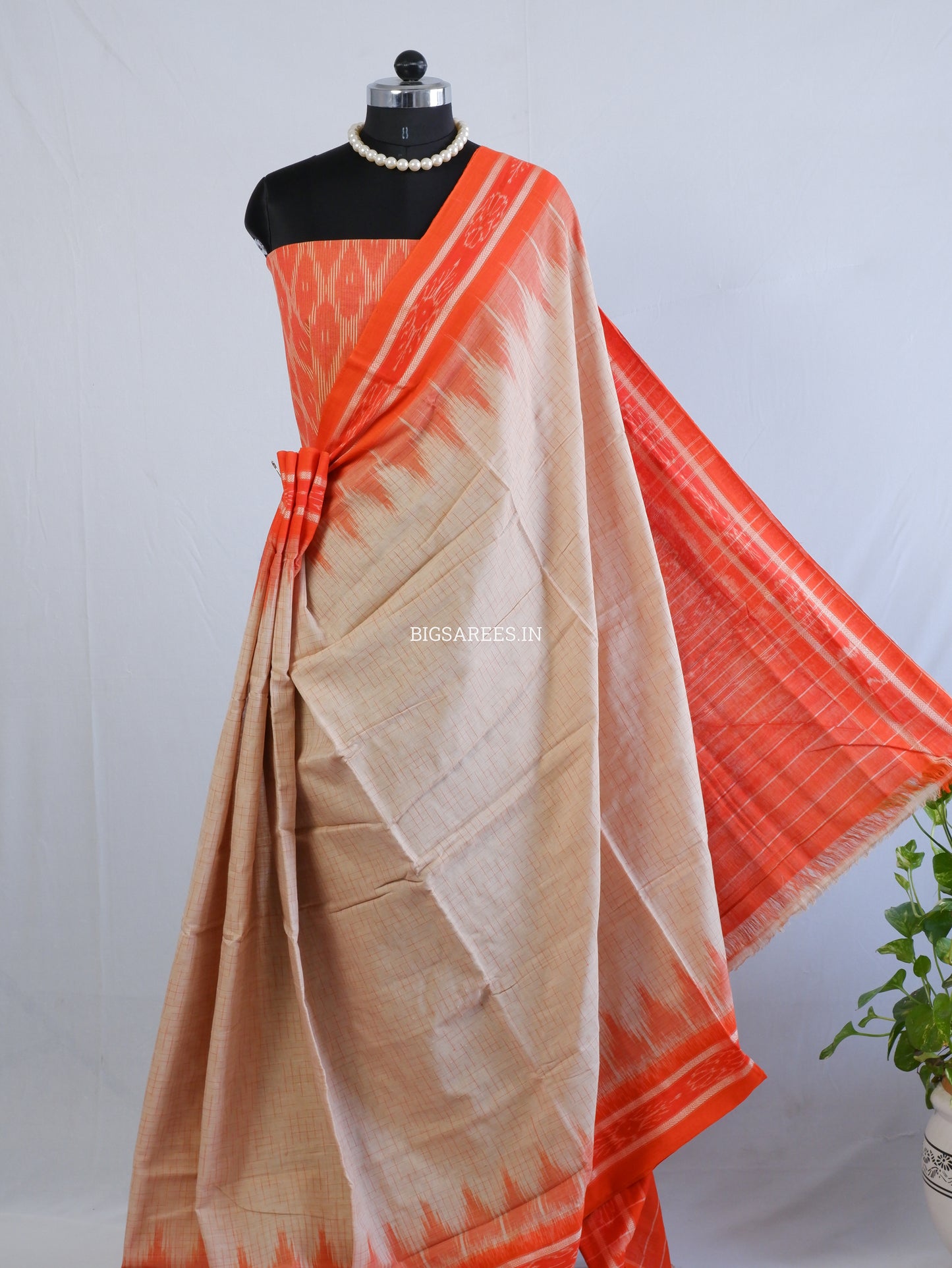 Sambalpuri Ikat Handwoven Saree | Cotton | Light Beige