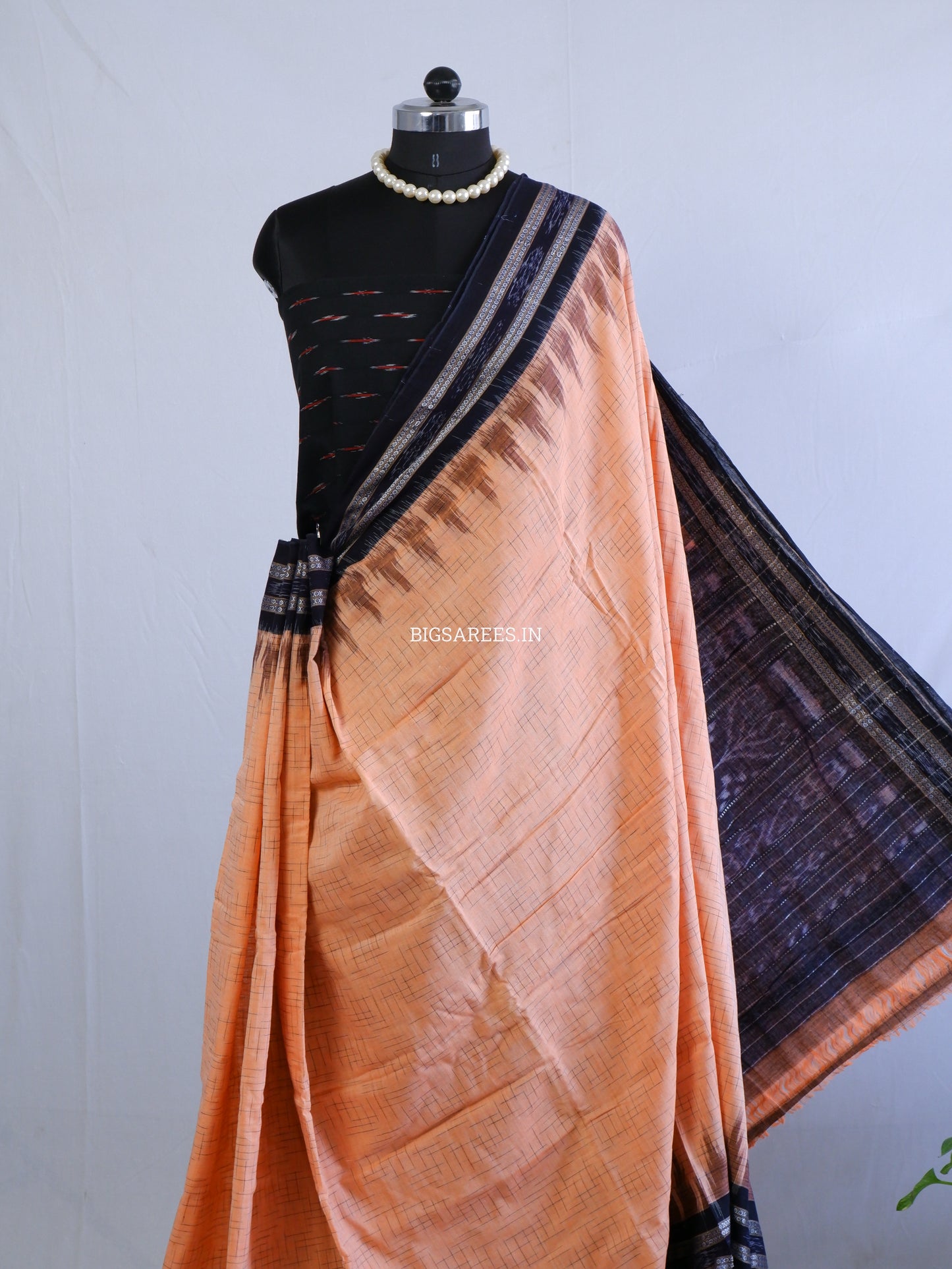 Sambalpuri Ikat Handwoven Saree | Cotton | Pale Orange